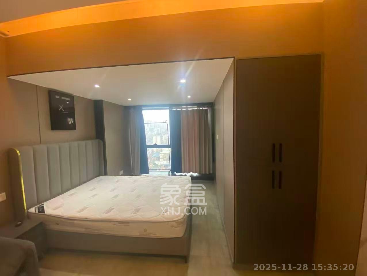 东怡外国（南湖一号)  1室1厅1卫    2000.0元/月室内图