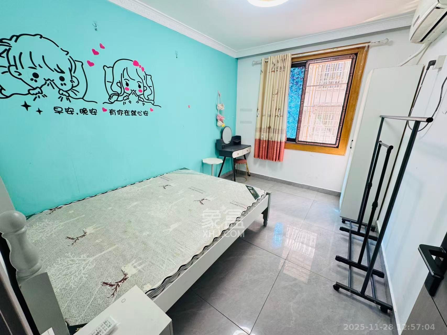 劳动广场消防队宿舍 2室1厅1卫 1700.0元/月 劳动广场消防队宿舍 2室1厅1卫 1700.0元/月室内图