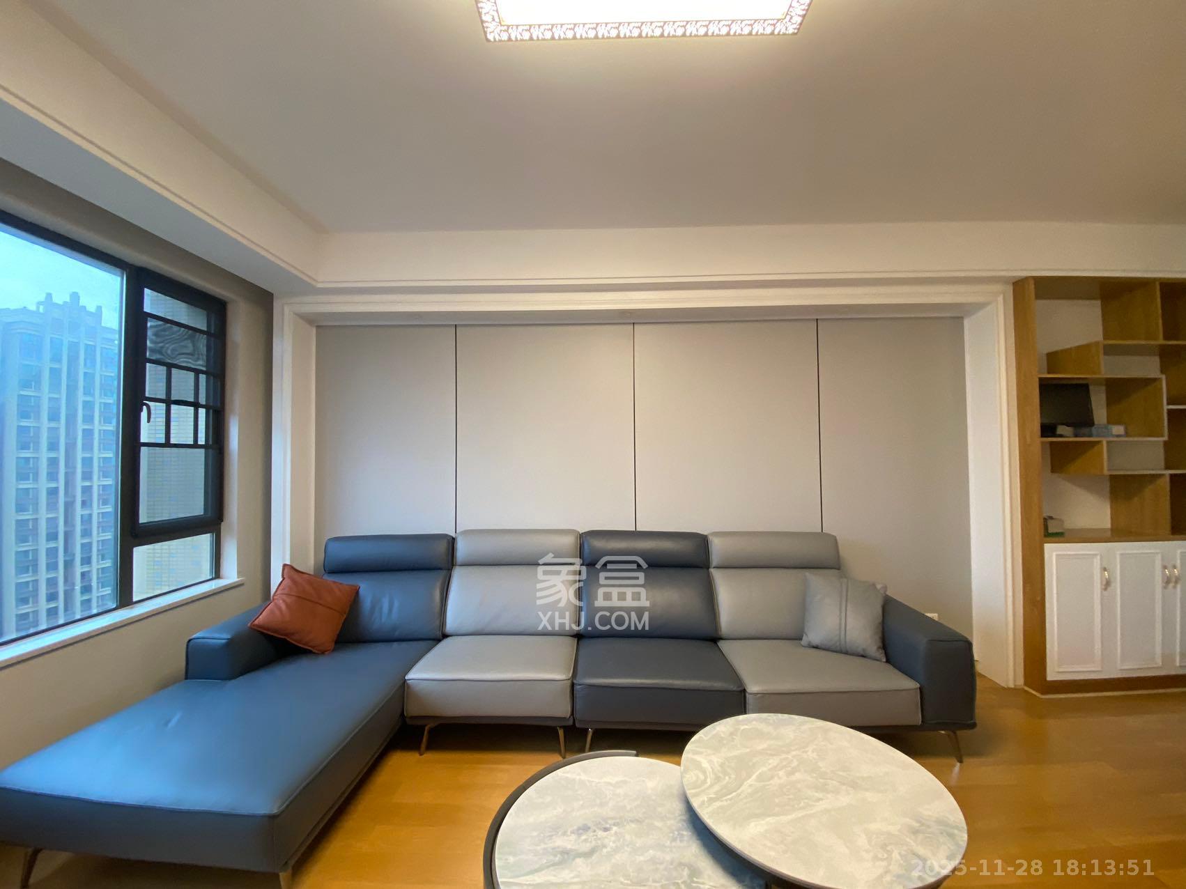 阳光城尚东湾青云苑 3室2厅2卫 2600.0元/月 阳光城尚东湾青云苑 3室2厅2卫 2600.0元/月室内图