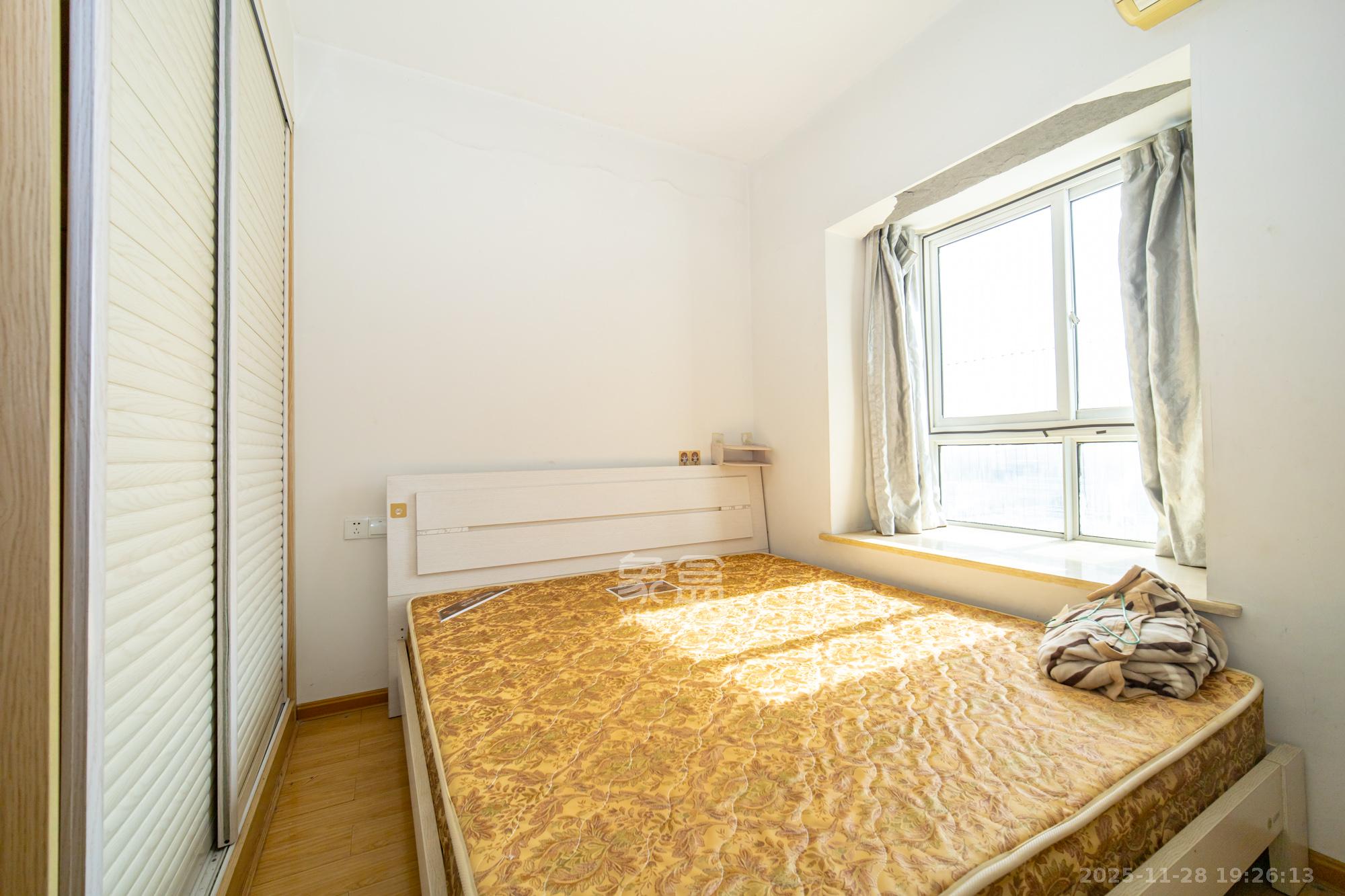 时代星城 2室2厅1卫 46.8万 时代星城 2室2厅1卫 46.8万卧室