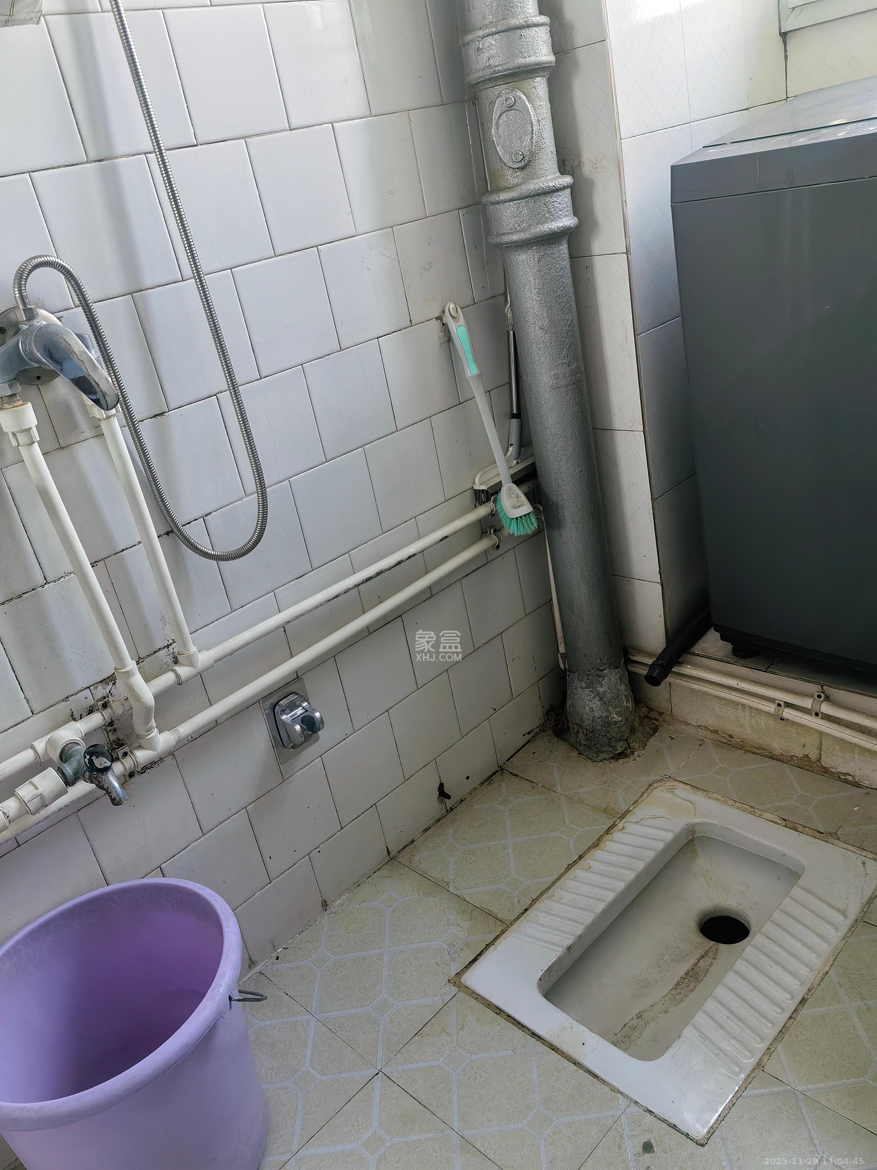 桂花二村  2室1厅1卫    1600.0元/月室内图