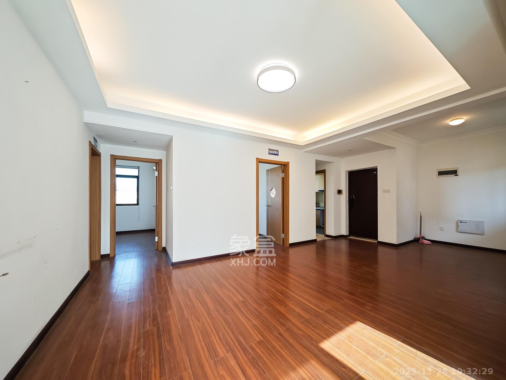 幸福考拉789  3室2厅2卫    68.3万