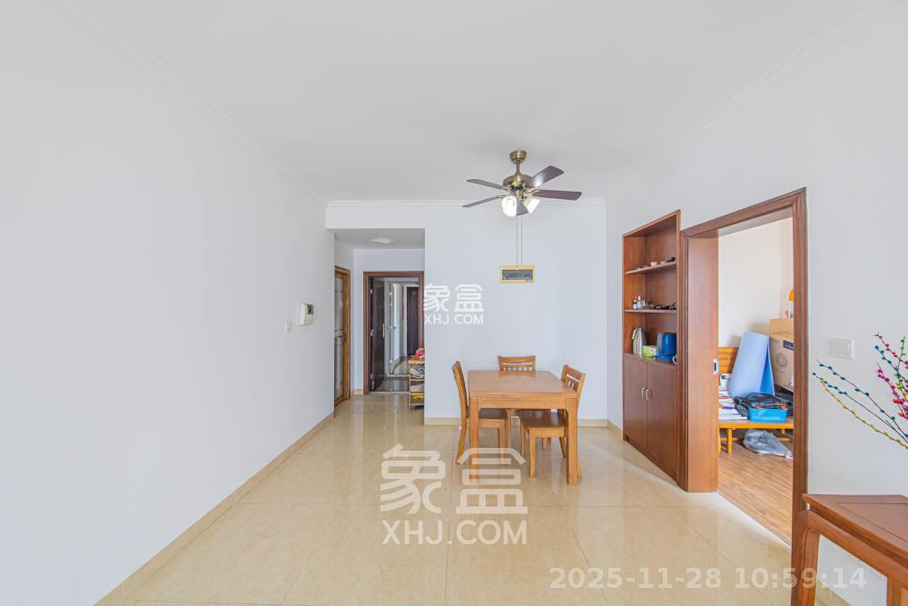 钱隆学府一、二期 3室2厅1卫 2300.0元/月 钱隆学府一、二期 3室2厅1卫 2300.0元/月室内图