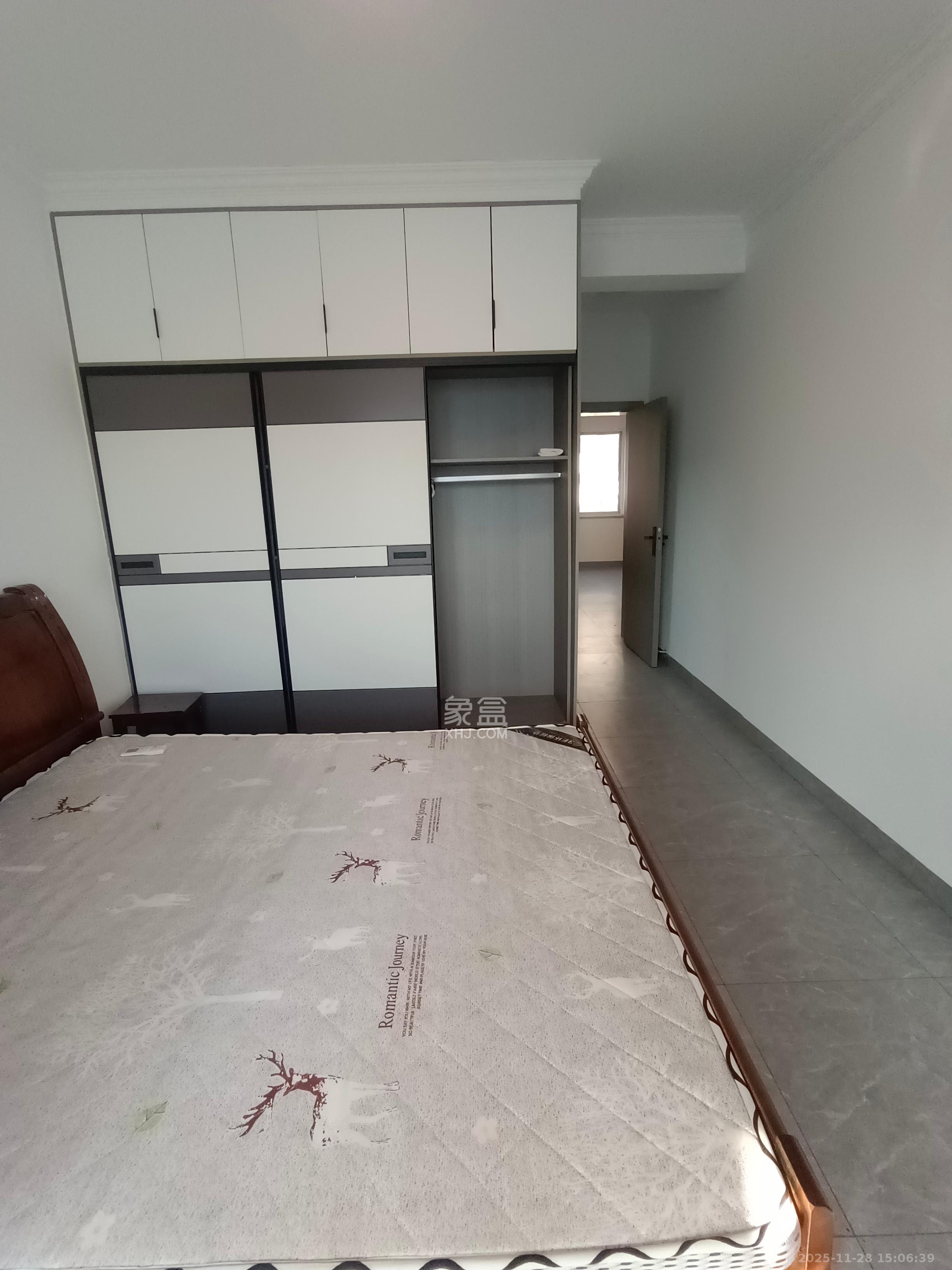 湘仪家园 3室2厅1卫 2200.0元/月 湘仪家园 3室2厅1卫 2200.0元/月室内图