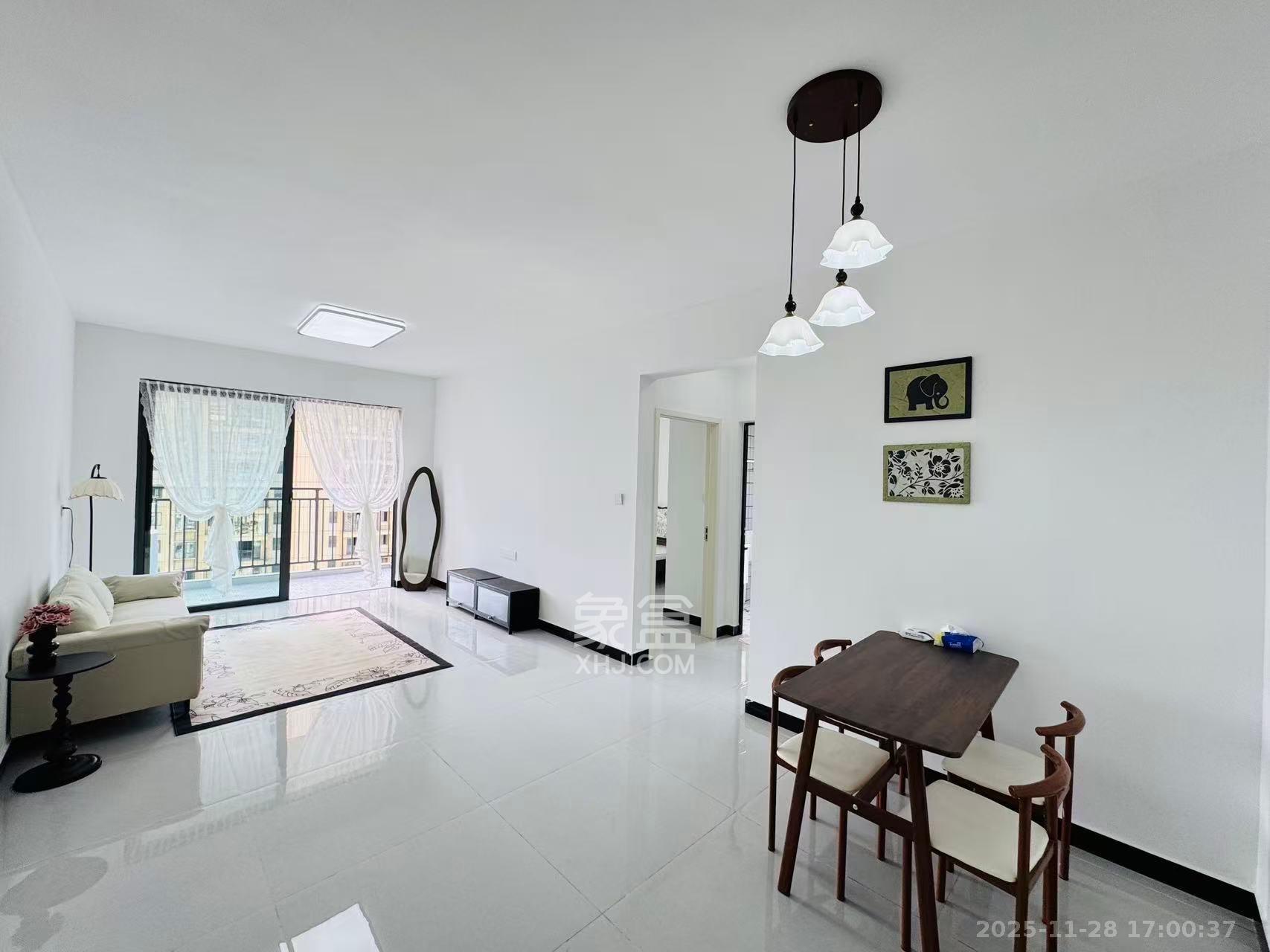 岭福家苑(天心佳苑) 2室1厅1卫 2600.0元/月 岭福家苑(天心佳苑) 2室1厅1卫 2600.0元/月室内图