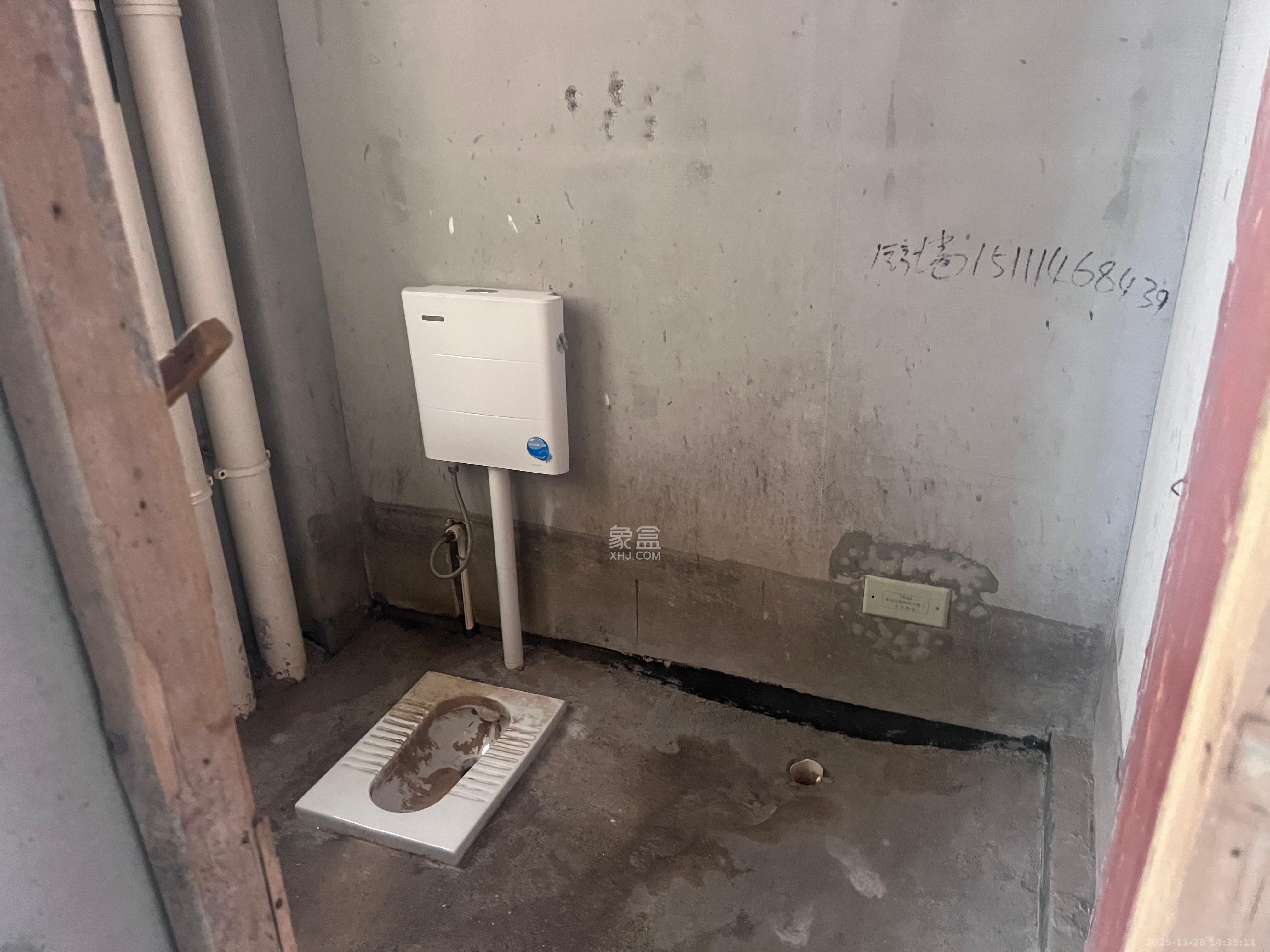 岳华新苑  2室2厅1卫    1500.0元/月室内图