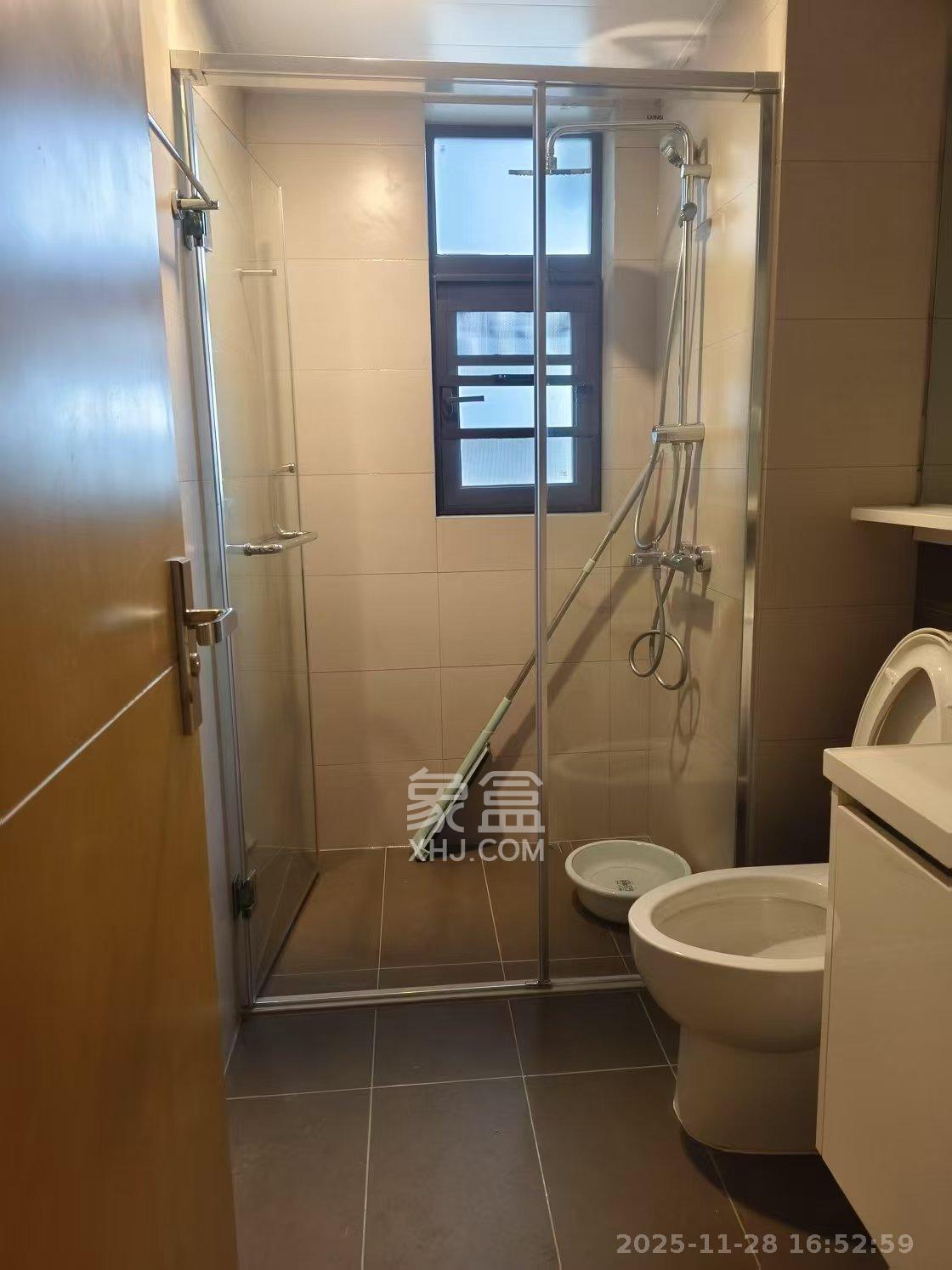 时代倾城四期  2室2厅1卫    2000.0元/月室内图