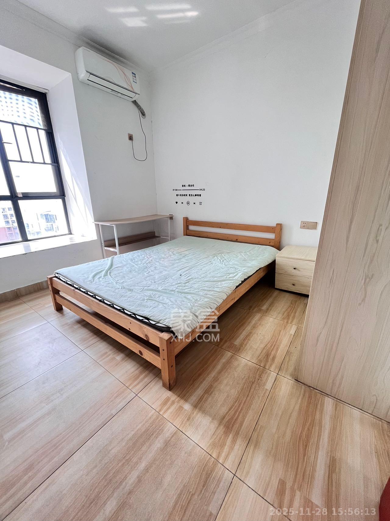 恒生碧水龙庭 3室2厅2卫 2200.0元/月 恒生碧水龙庭 3室2厅2卫 2200.0元/月室内图