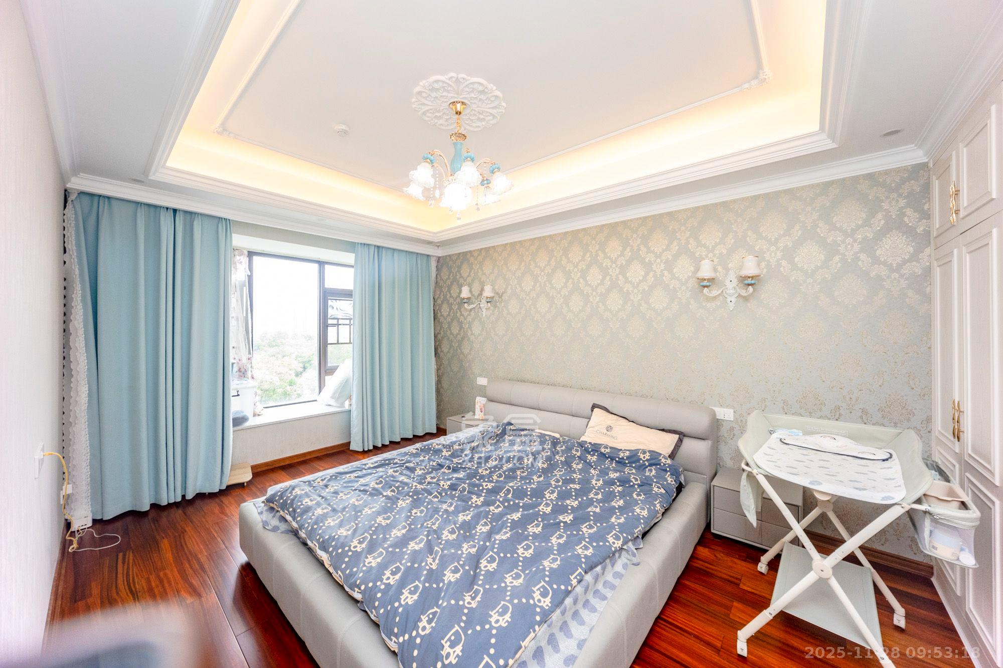 中建江山壹号  4室2厅4卫    28000.0元/月室内图