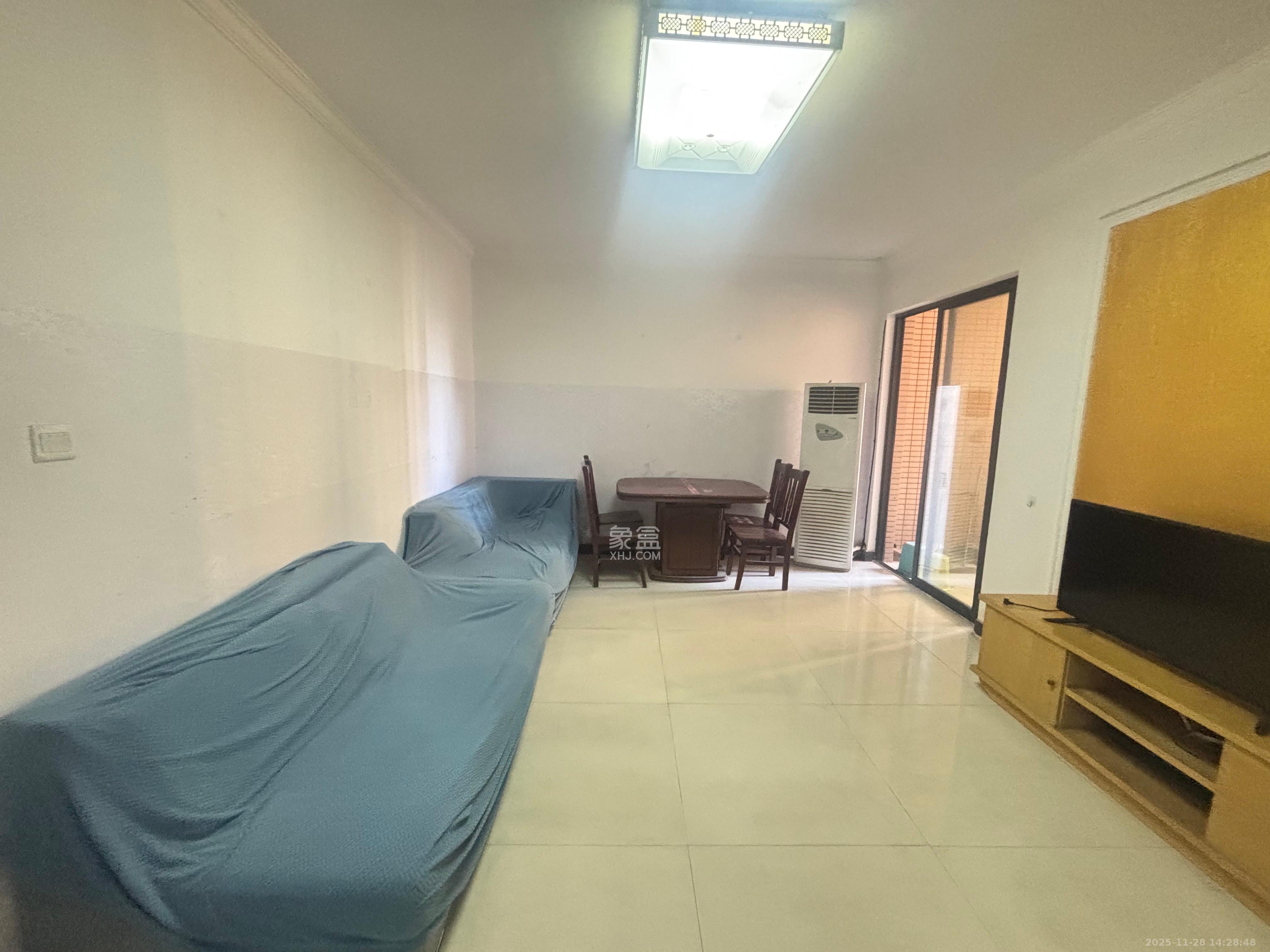 深业睿城  3室2厅1卫    1500.0元/月