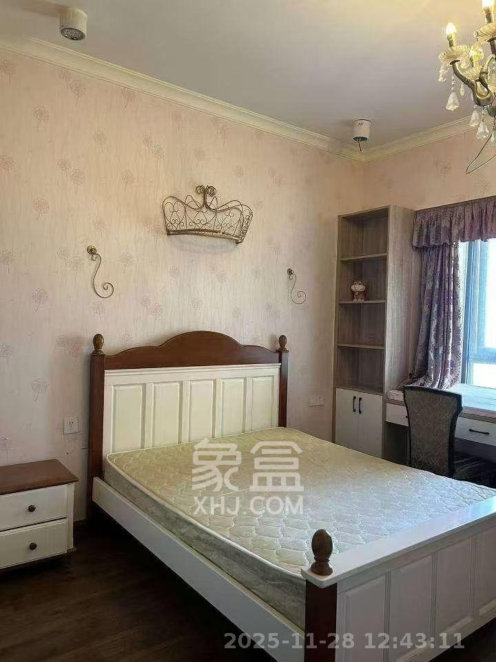 华润凤凰城三期 3室2厅1卫 1850.0元/月 华润凤凰城三期 3室2厅1卫 1850.0元/月室内图