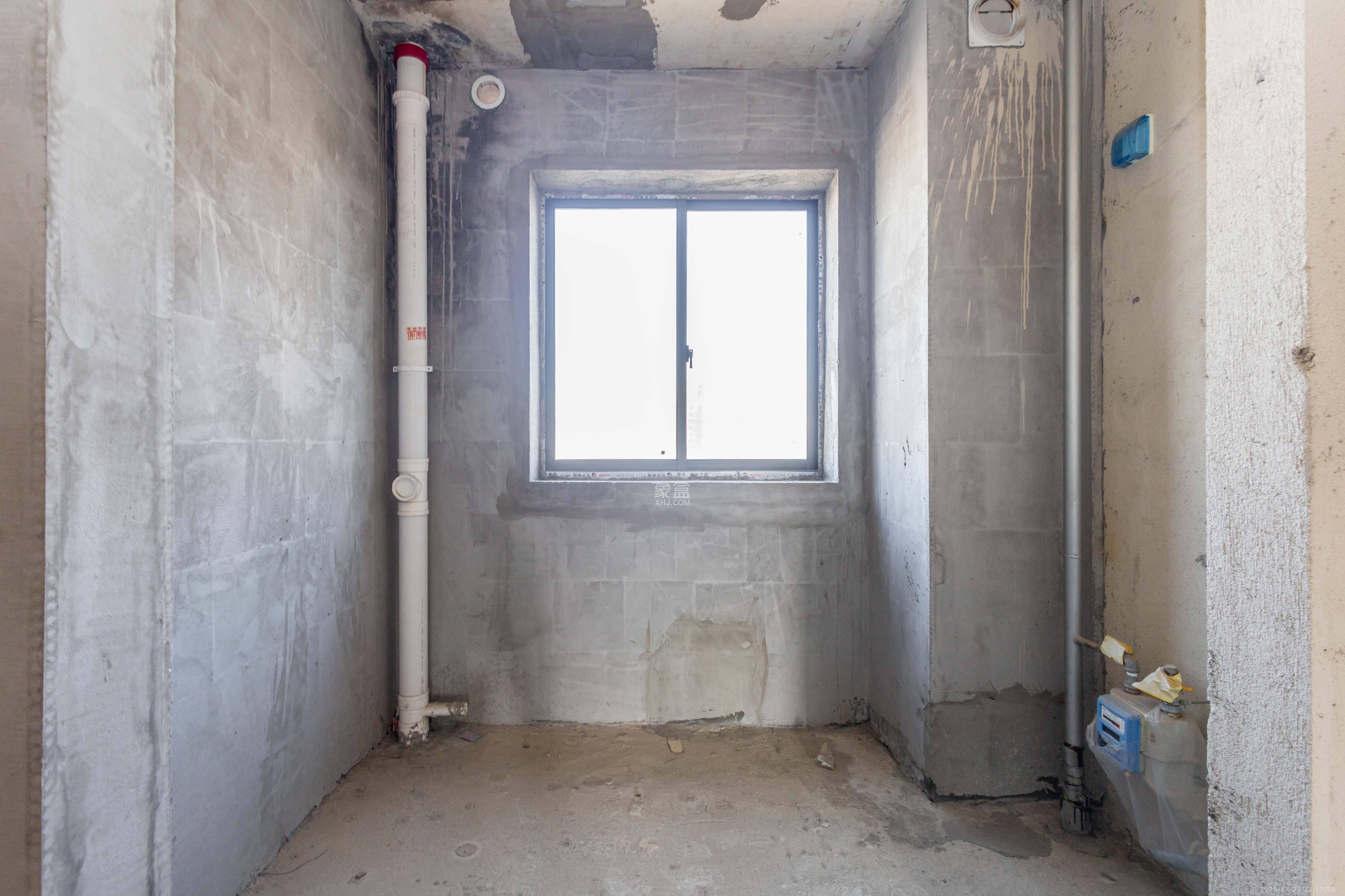 东业上城嘉苑（晟悦国际）  4室2厅1卫    76.8万厨房