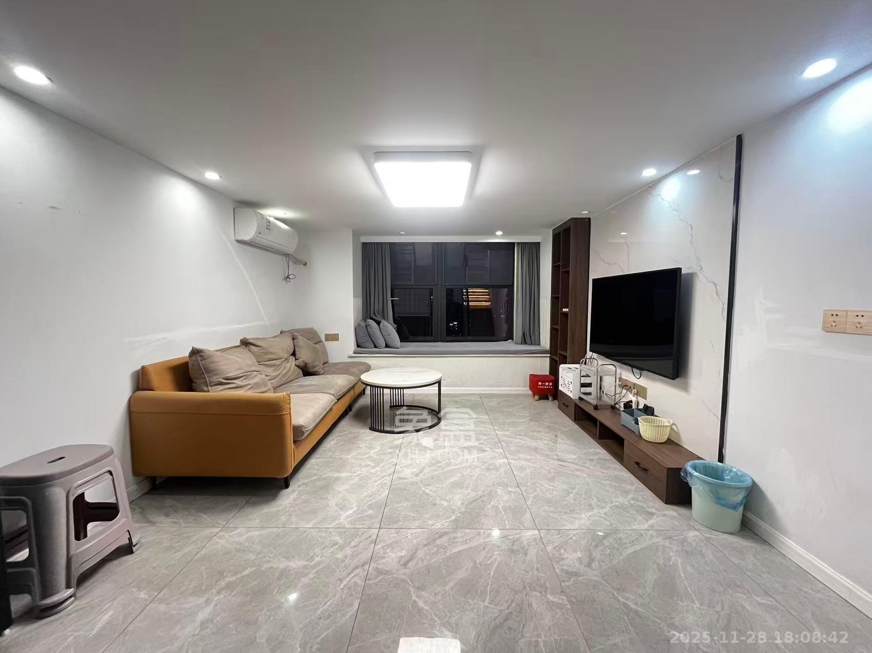 龙湖新壹城 1室1厅1卫 2200.0元/月 龙湖新壹城 1室1厅1卫 2200.0元/月室内图