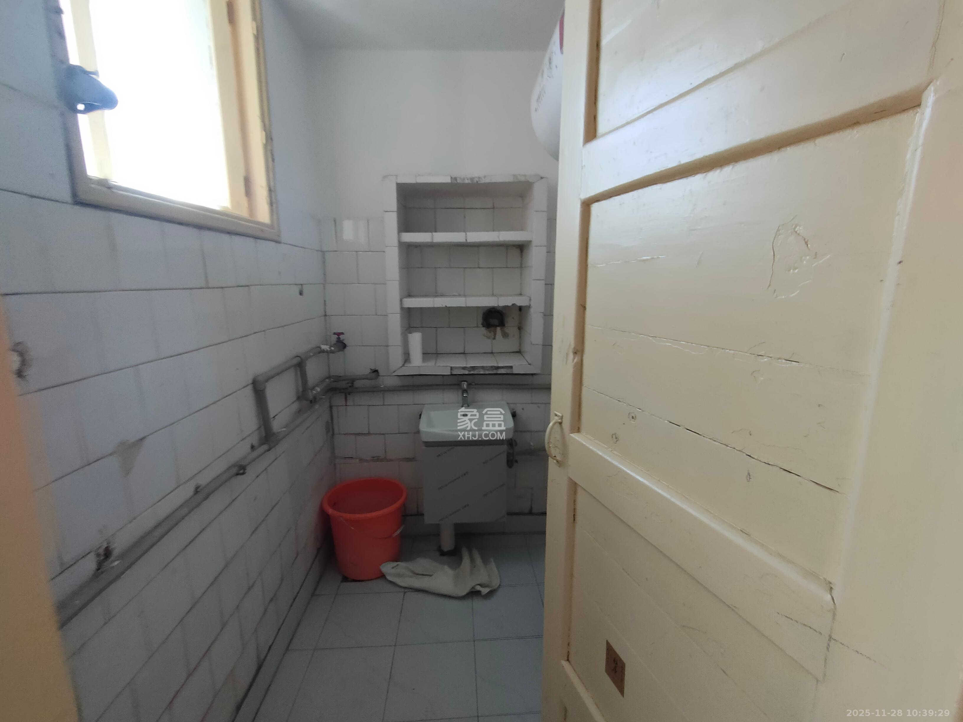 红旗区四片 2室1厅1卫 1200.0元/月 红旗区四片 2室1厅1卫 1200.0元/月室内图