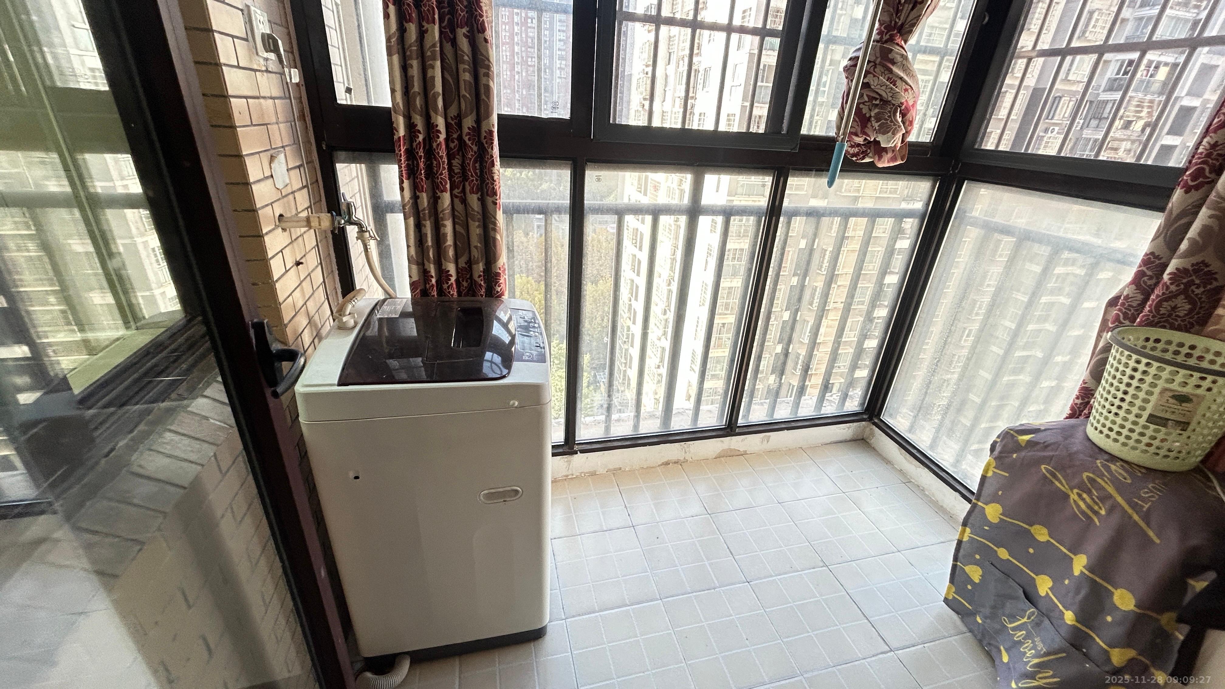 圆梦康乐城  1室1厅1卫    1100.0元/月室内图