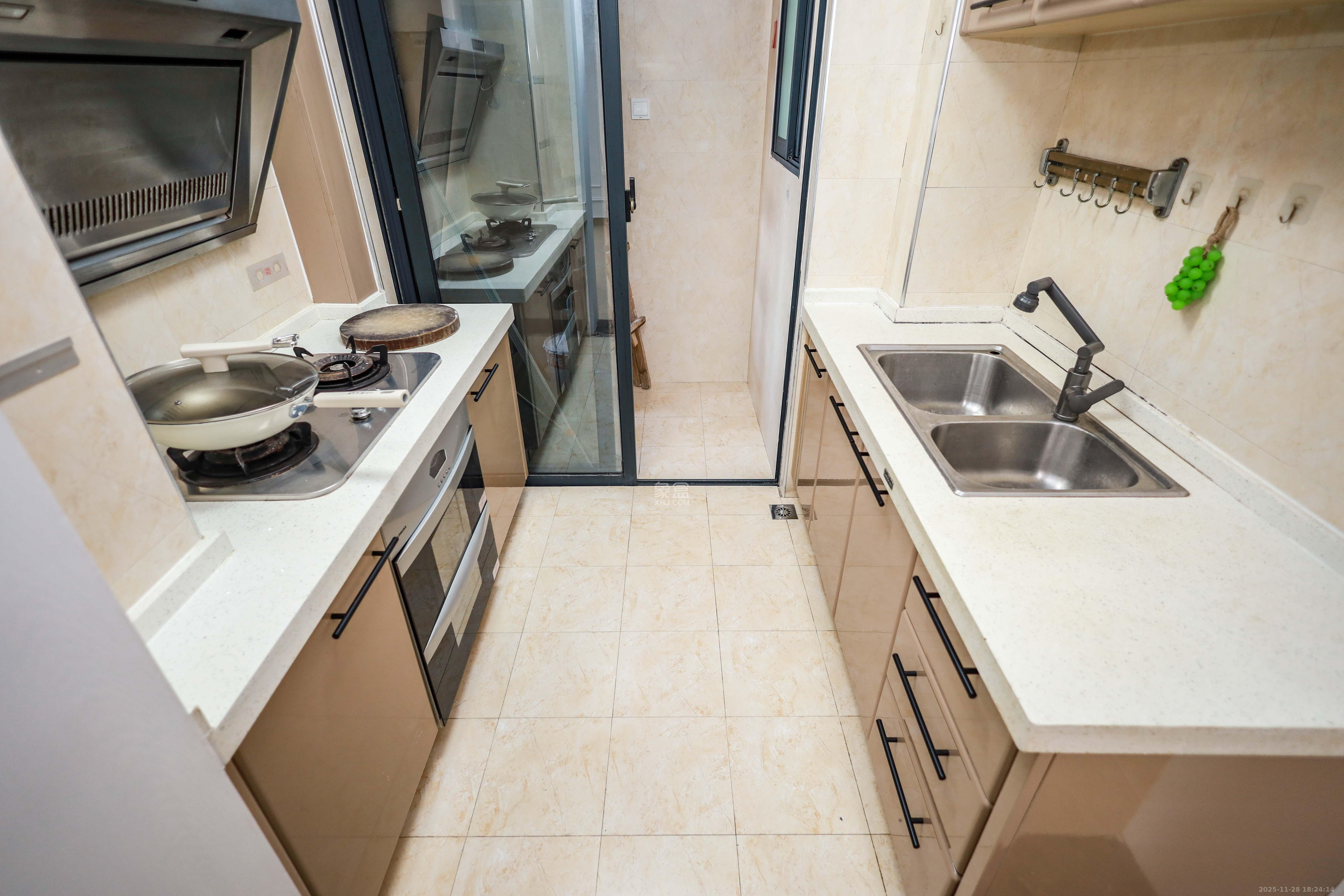 长房时代城 2室2厅1卫 88.0万 长房时代城 2室2厅1卫 88.0万厨房