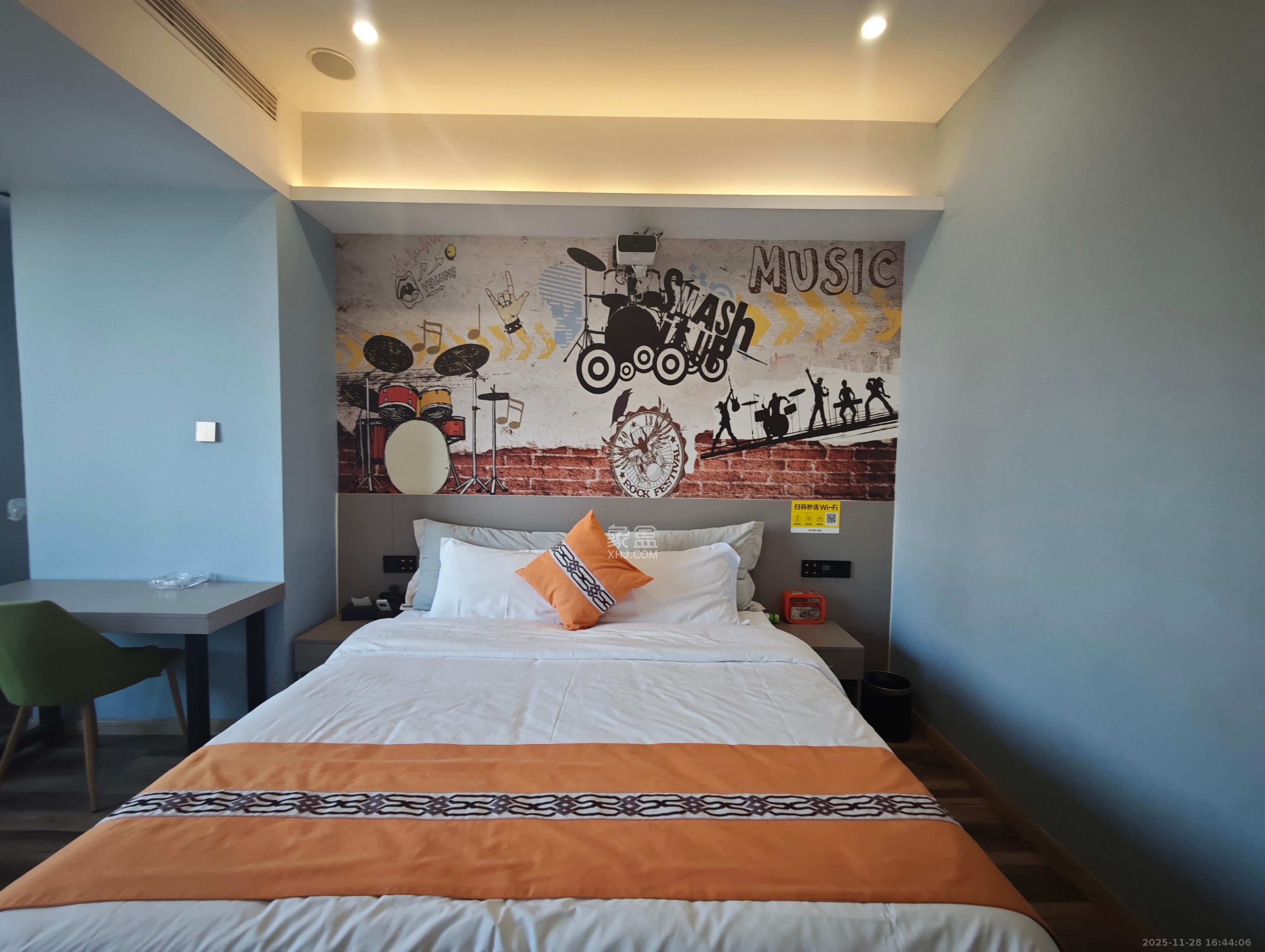 明大佳园  1室1厅1卫    1600.0元/月