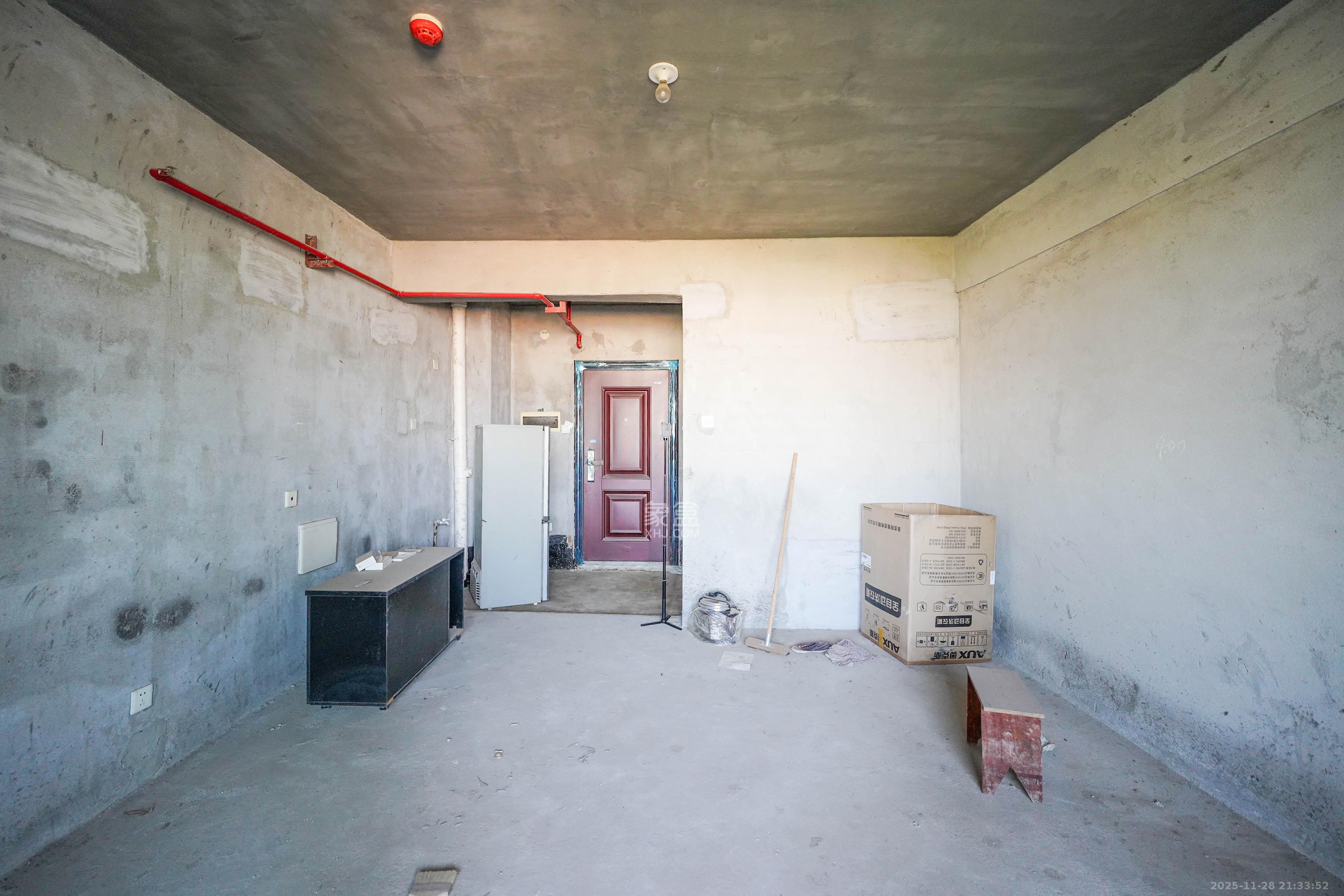 橘郡礼顿山 1室1厅1卫 20.0万 橘郡礼顿山 1室1厅1卫 20.0万客厅