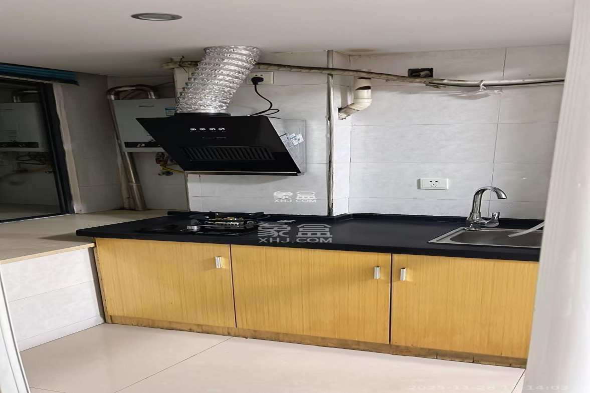 爱都(IDO) 1室1厅1卫 1300.0元/月 爱都(IDO) 1室1厅1卫 1300.0元/月室内图