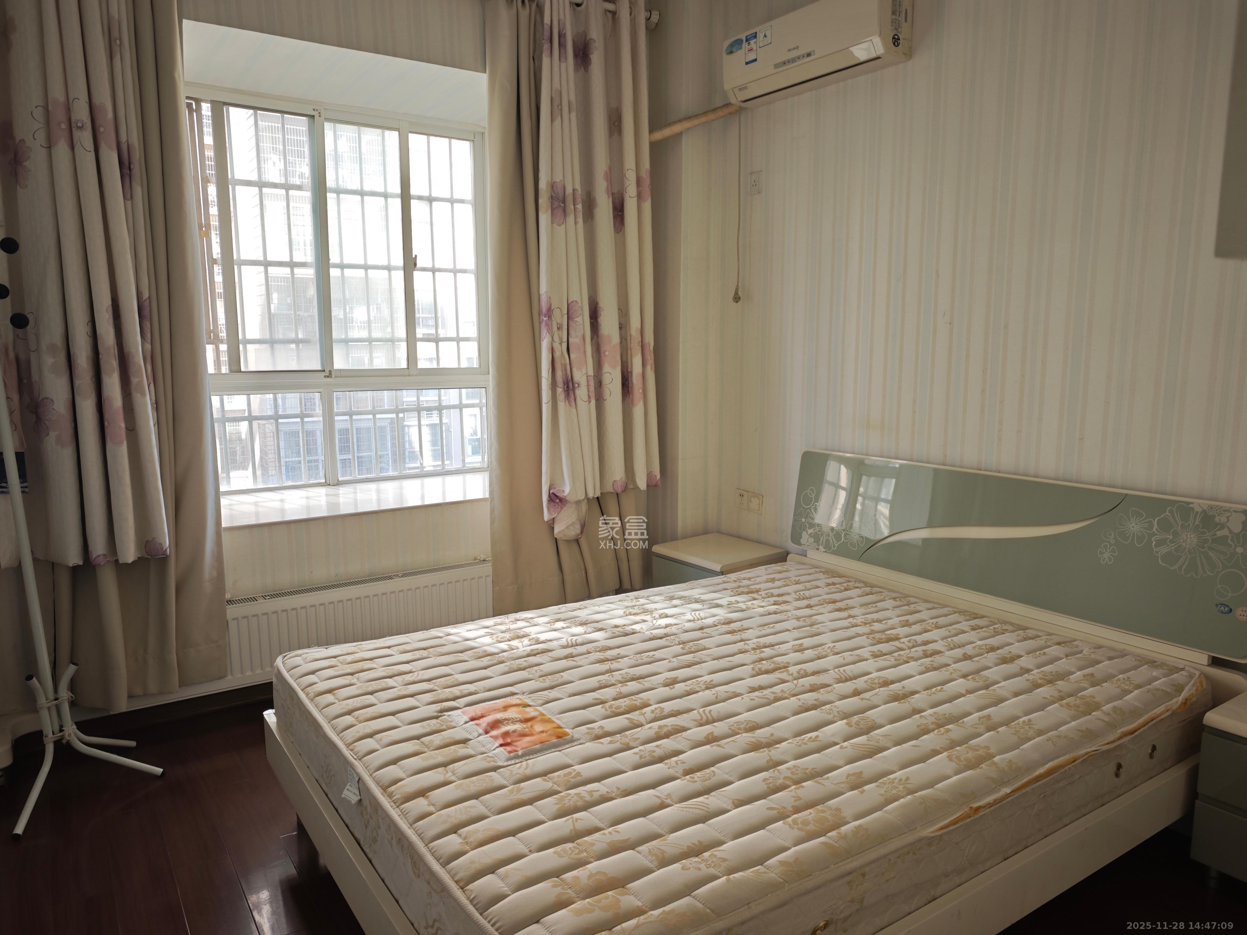 城市山水豪园（山水城市风景）  3室2厅2卫    2600.0元/月室内图