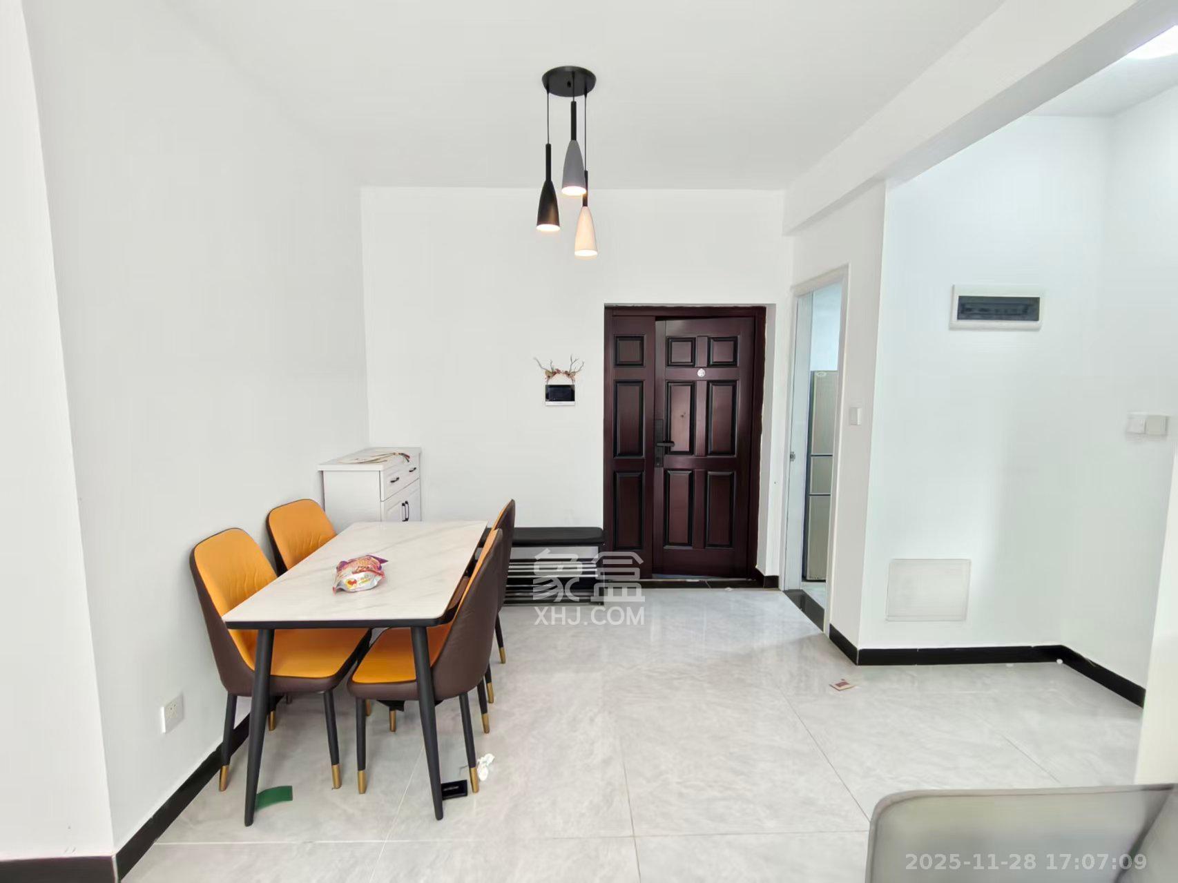 新城新世界四期柏樾 2室2厅1卫 2600.0元/月 新城新世界四期柏樾 2室2厅1卫 2600.0元/月室内图