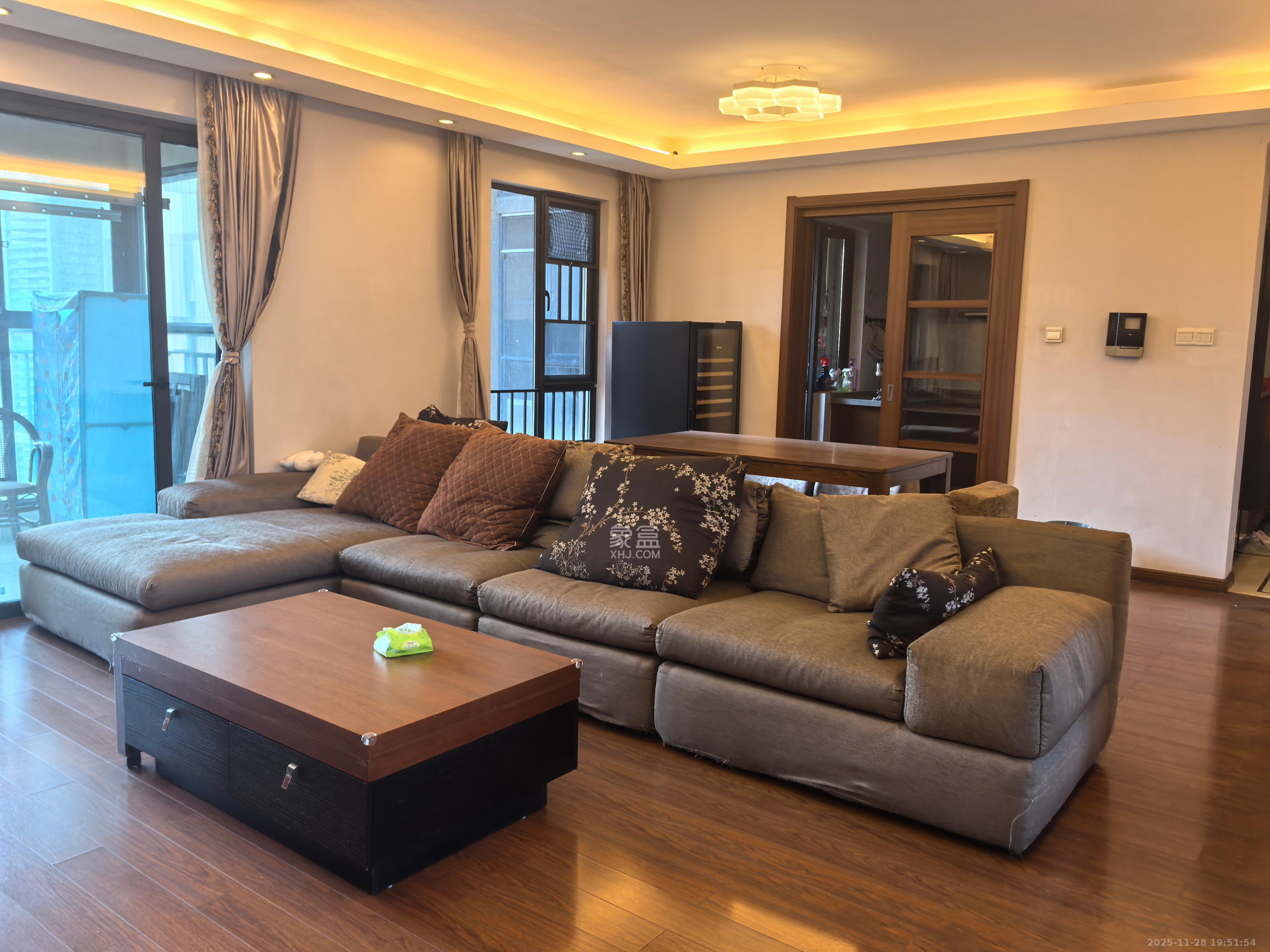 喜盈门范城  1室0厅0卫    3200.0元/月