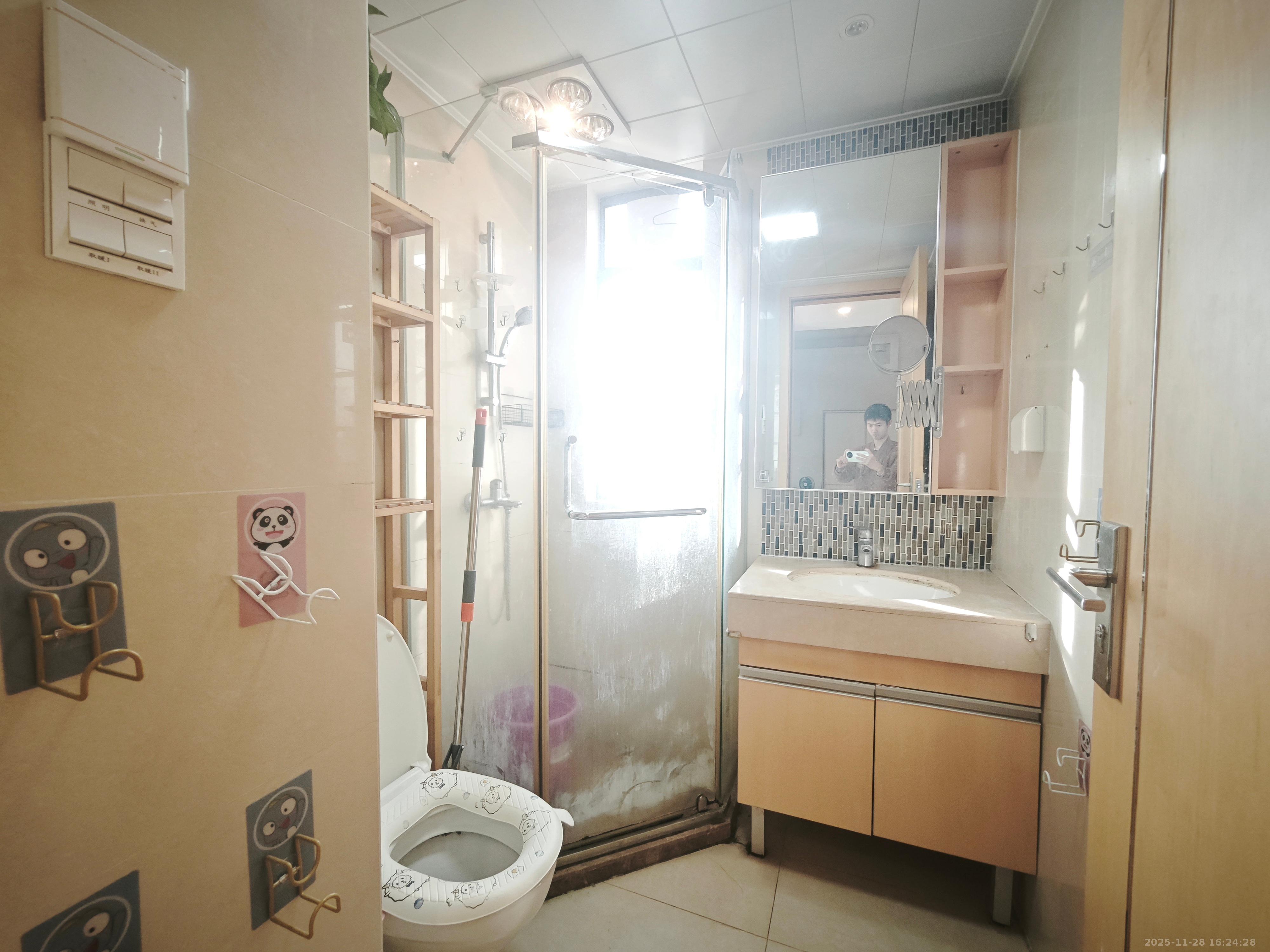 珠江郦城薰衣道 2室2厅1卫 2100.0元/月 珠江郦城薰衣道 2室2厅1卫 2100.0元/月室内图