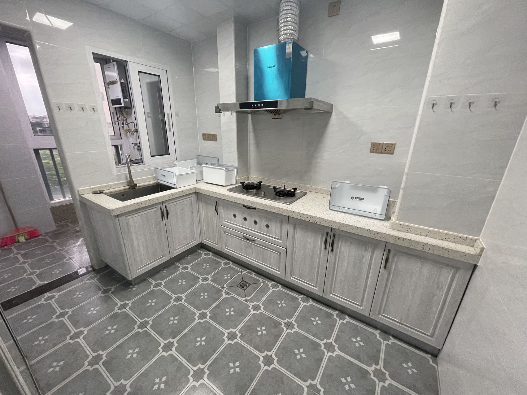 海航豪庭北苑 3室2厅2卫 4500.0元/月 海航豪庭北苑 3室2厅2卫 4500.0元/月室内图