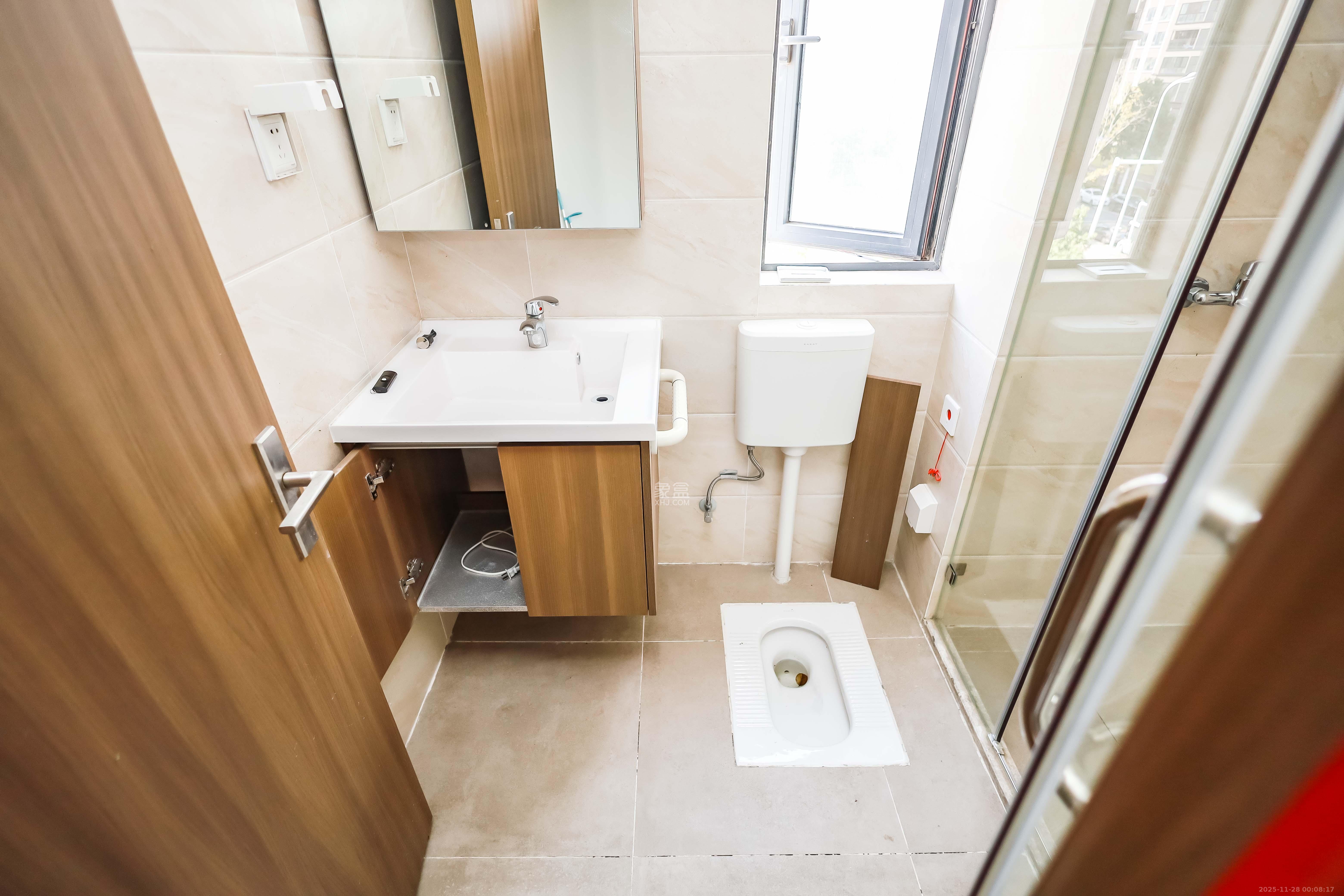 保利恒伟时光印象 4室2厅2卫 98.8万 保利恒伟时光印象 4室2厅2卫 98.8万卫生间