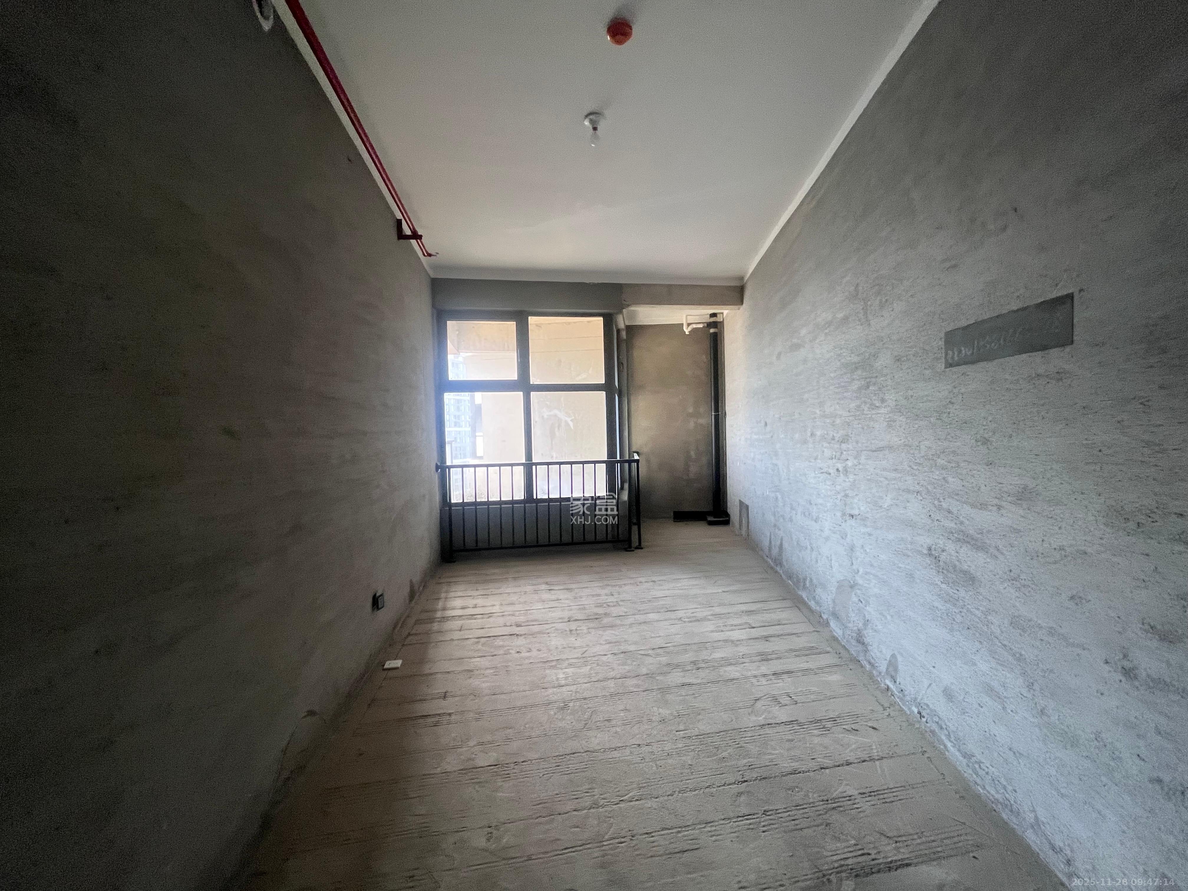 中建江山壹号 4室2厅3卫 6000.0元/月 中建江山壹号 4室2厅3卫 6000.0元/月室内图