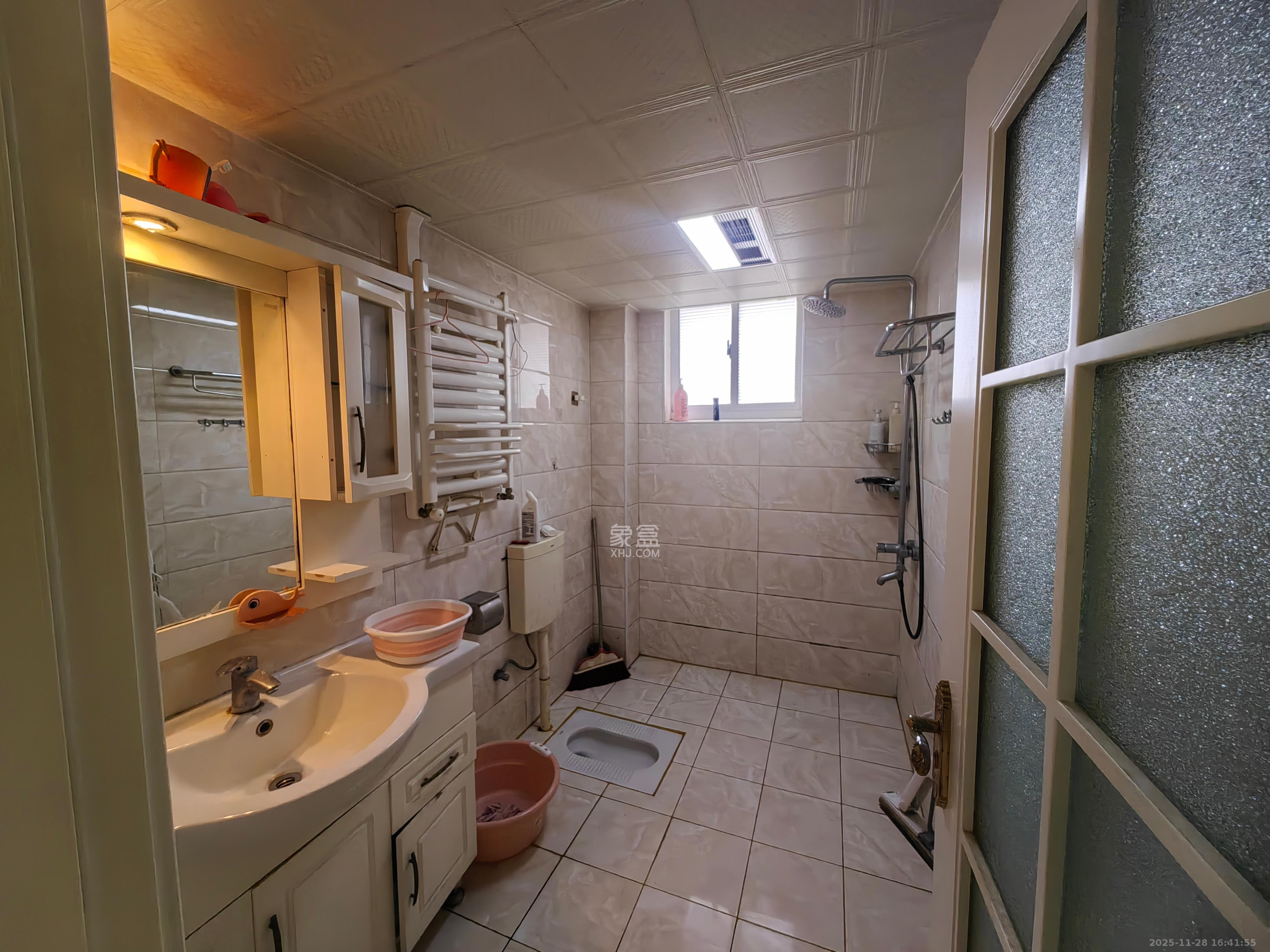 城市山水豪园(山水城市风景) 3室2厅2卫 2800.0元/月 城市山水豪园(山水城市风景) 3室2厅2卫 2800.0元/月室内图