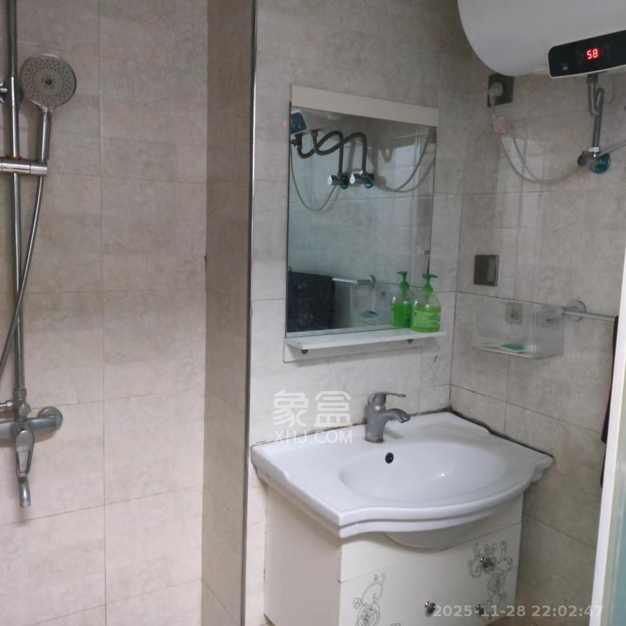 保利麓谷林语I区 1室1厅1卫 1400.0元/月 保利麓谷林语I区 1室1厅1卫 1400.0元/月室内图