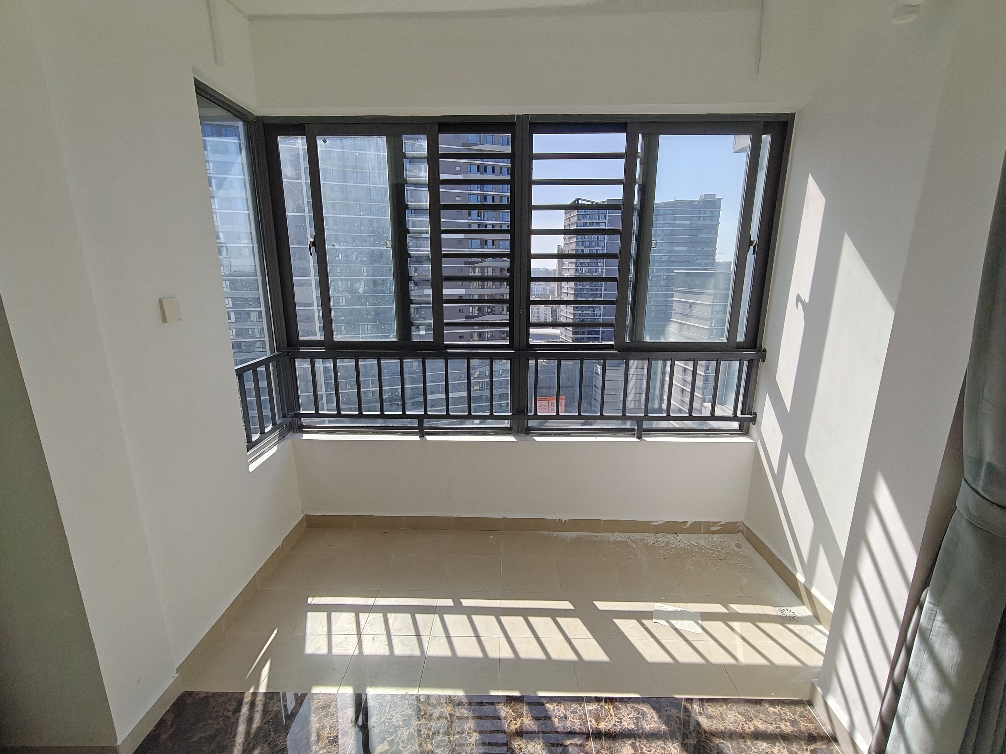 坡巷雅苑 3室2厅1卫 2500.0元/月 坡巷雅苑 3室2厅1卫 2500.0元/月室内图