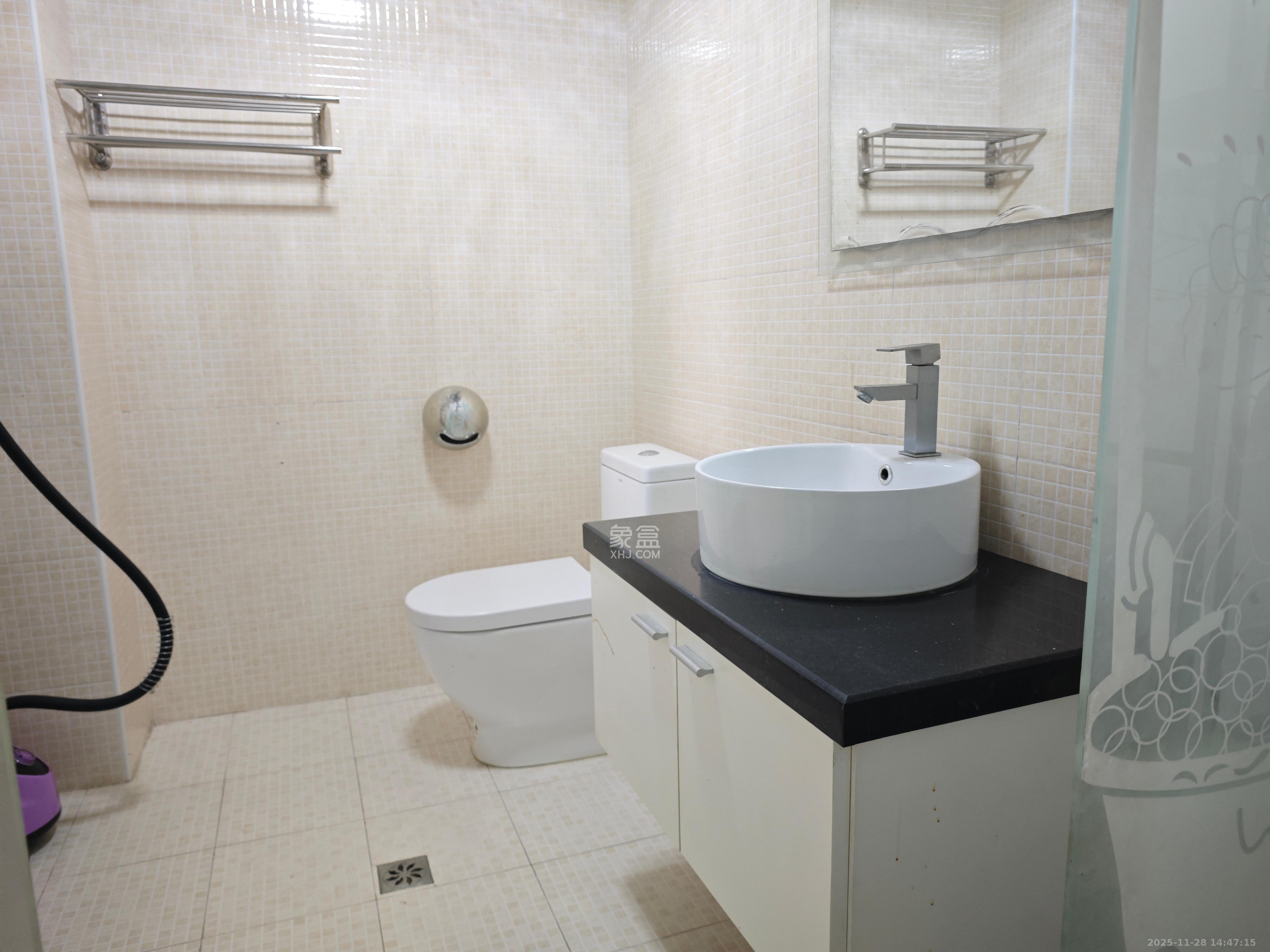 城市山水豪园（山水城市风景）  3室2厅2卫    2600.0元/月室内图