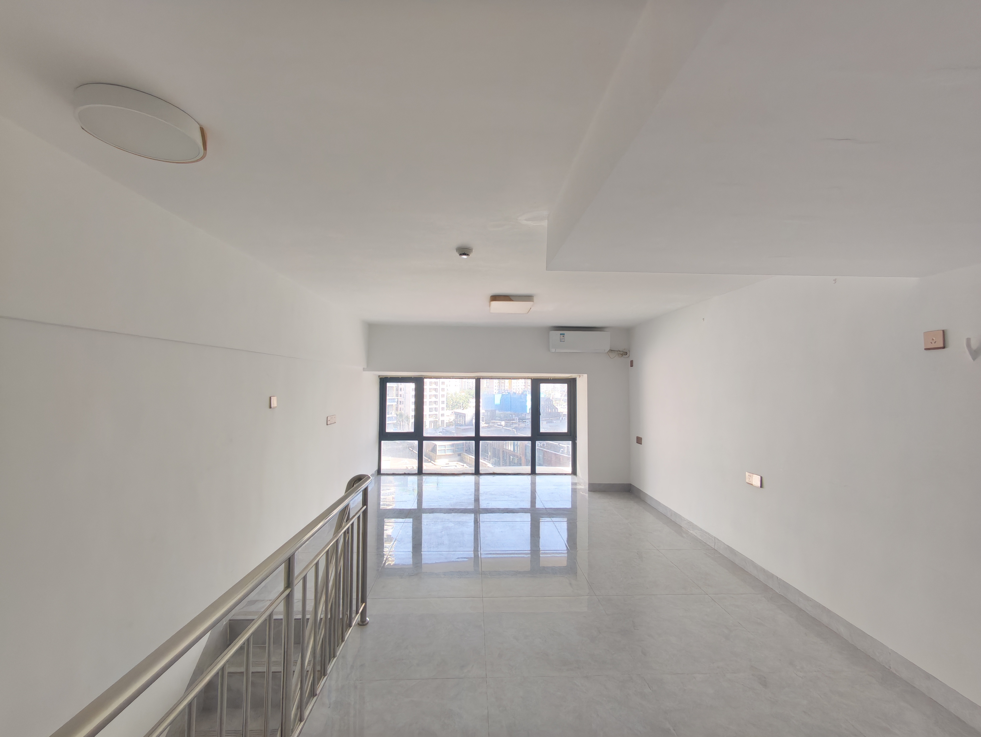 万达广场骏豪仕家（万达公馆）  1室1厅1卫    43.8万客厅