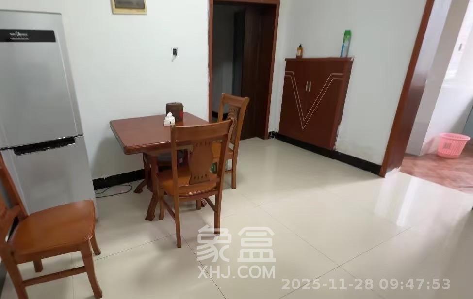 都江新城(都江新苑) 2室1厅1卫 2400.0元/月 都江新城(都江新苑) 2室1厅1卫 2400.0元/月室内图