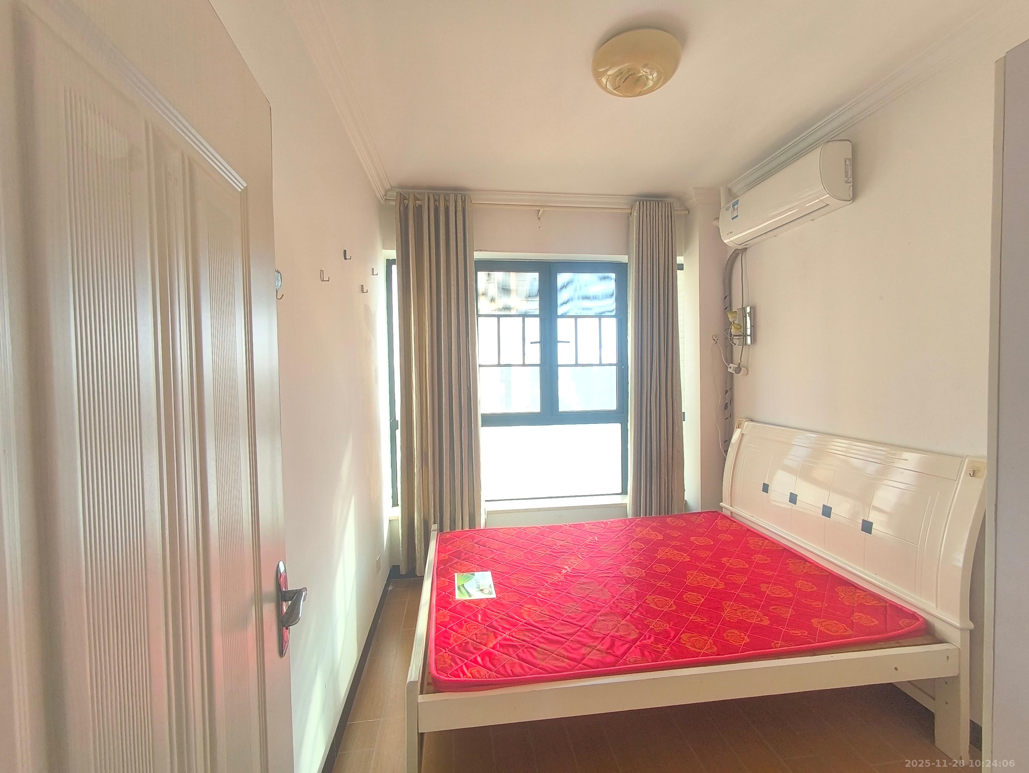 天健壹平方英里（天健芙蓉盛世二期）  4室2厅1卫    4500.0元/月室内图