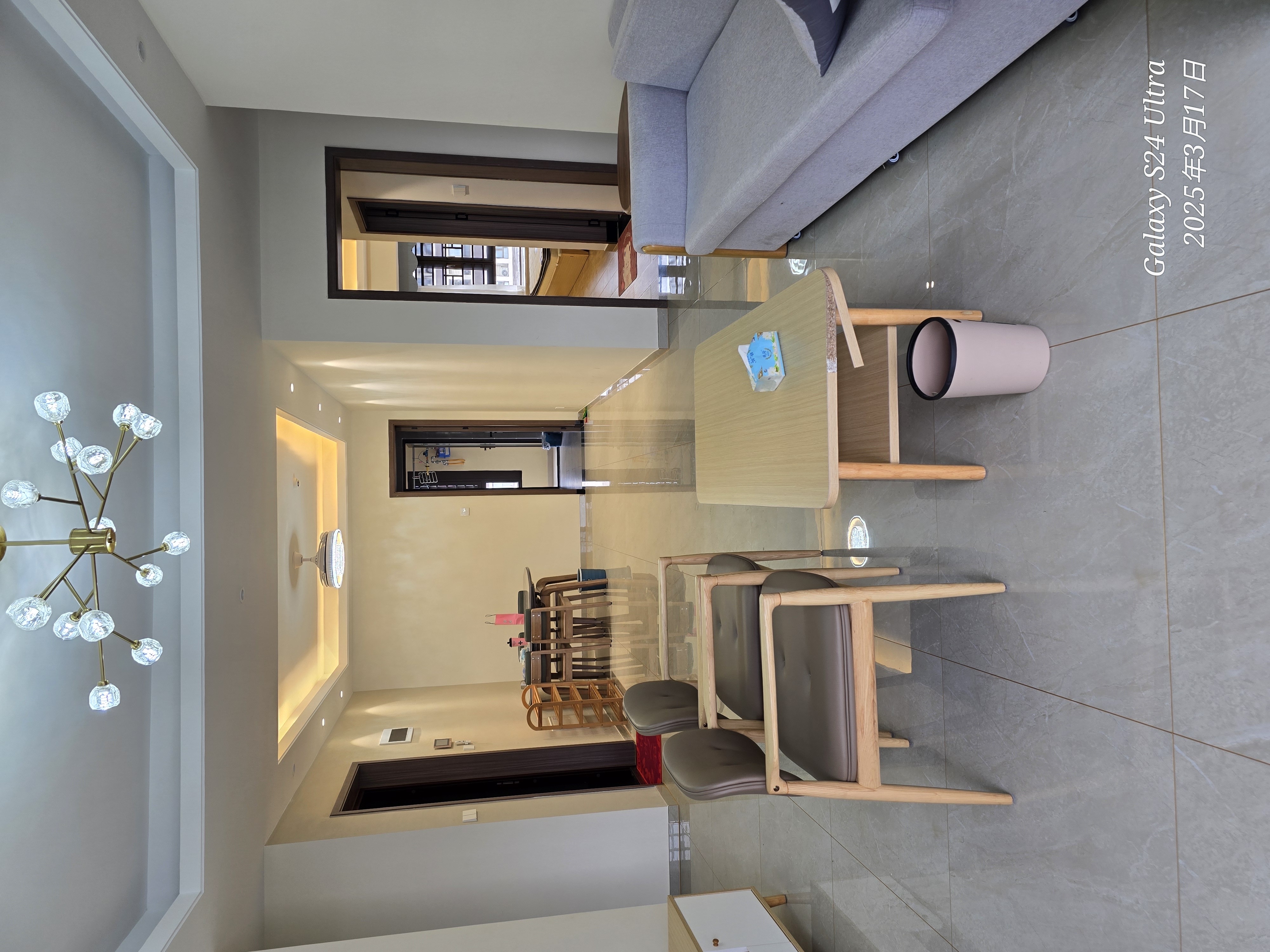 金湖壹号  3室2厅2卫    5000.0元/月