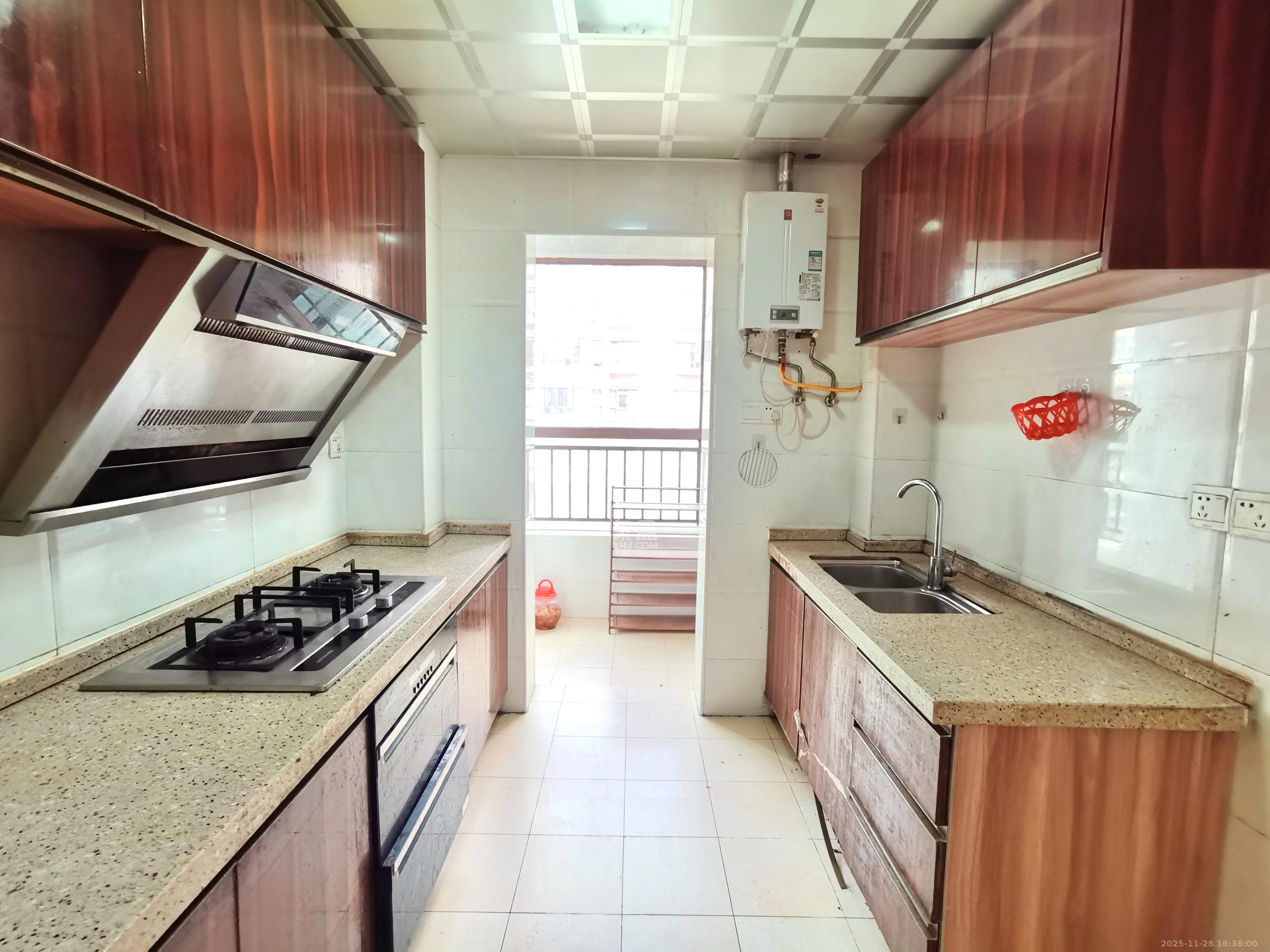 山语城二期  2室2厅1卫    1700.0元/月室内图