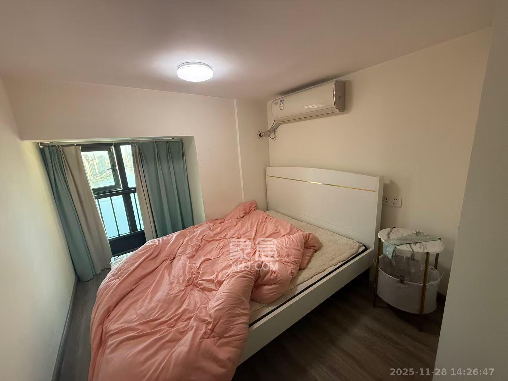 卓越浅水湾  2室2厅1卫    1900.0元/月室内图