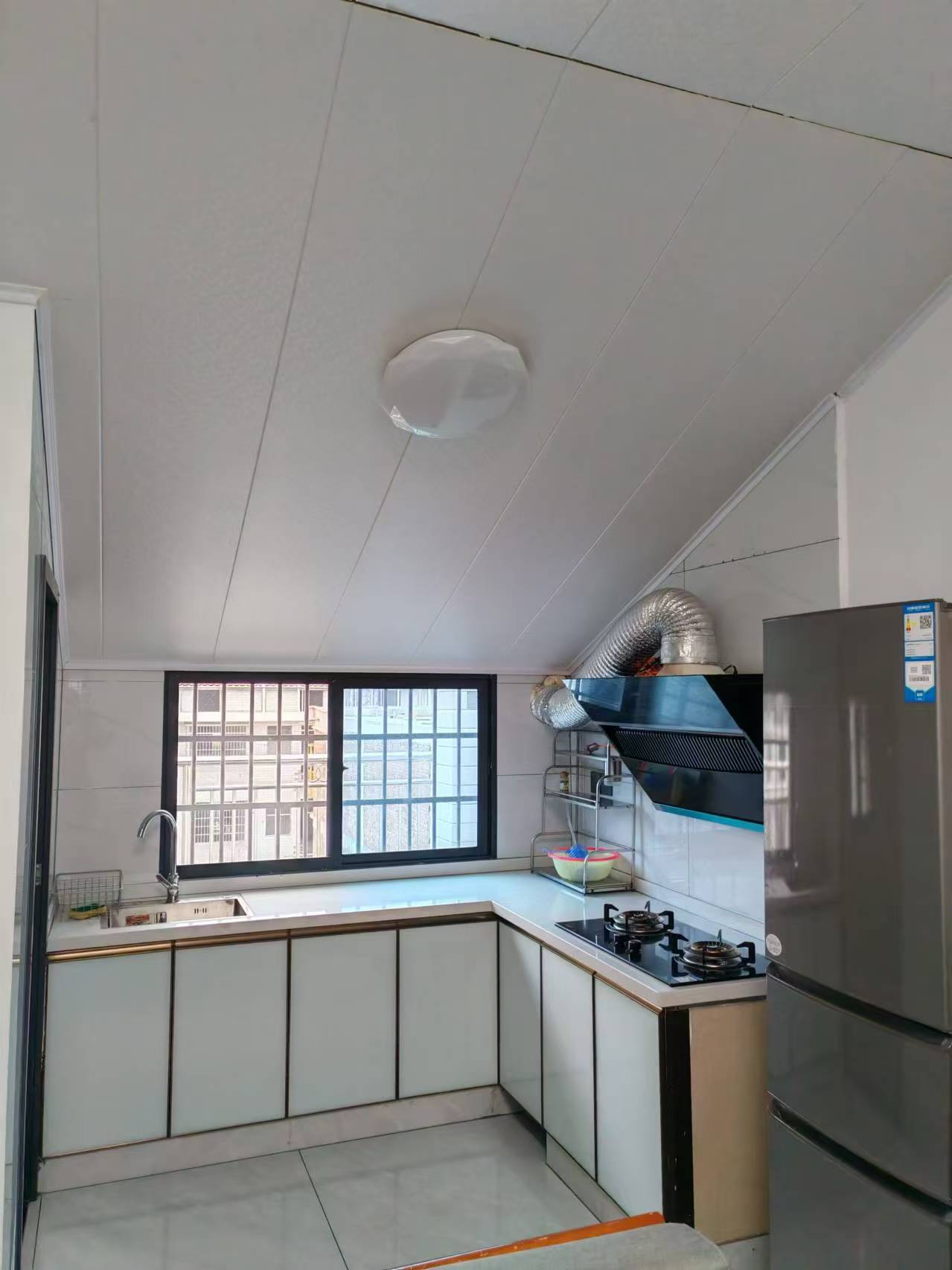 市人大政协机关大院住宅区(老市委) 2室1厅1卫 1000.0元/月 市人大政协机关大院住宅区(老市委) 2室1厅1卫 1000.0元/月室内图