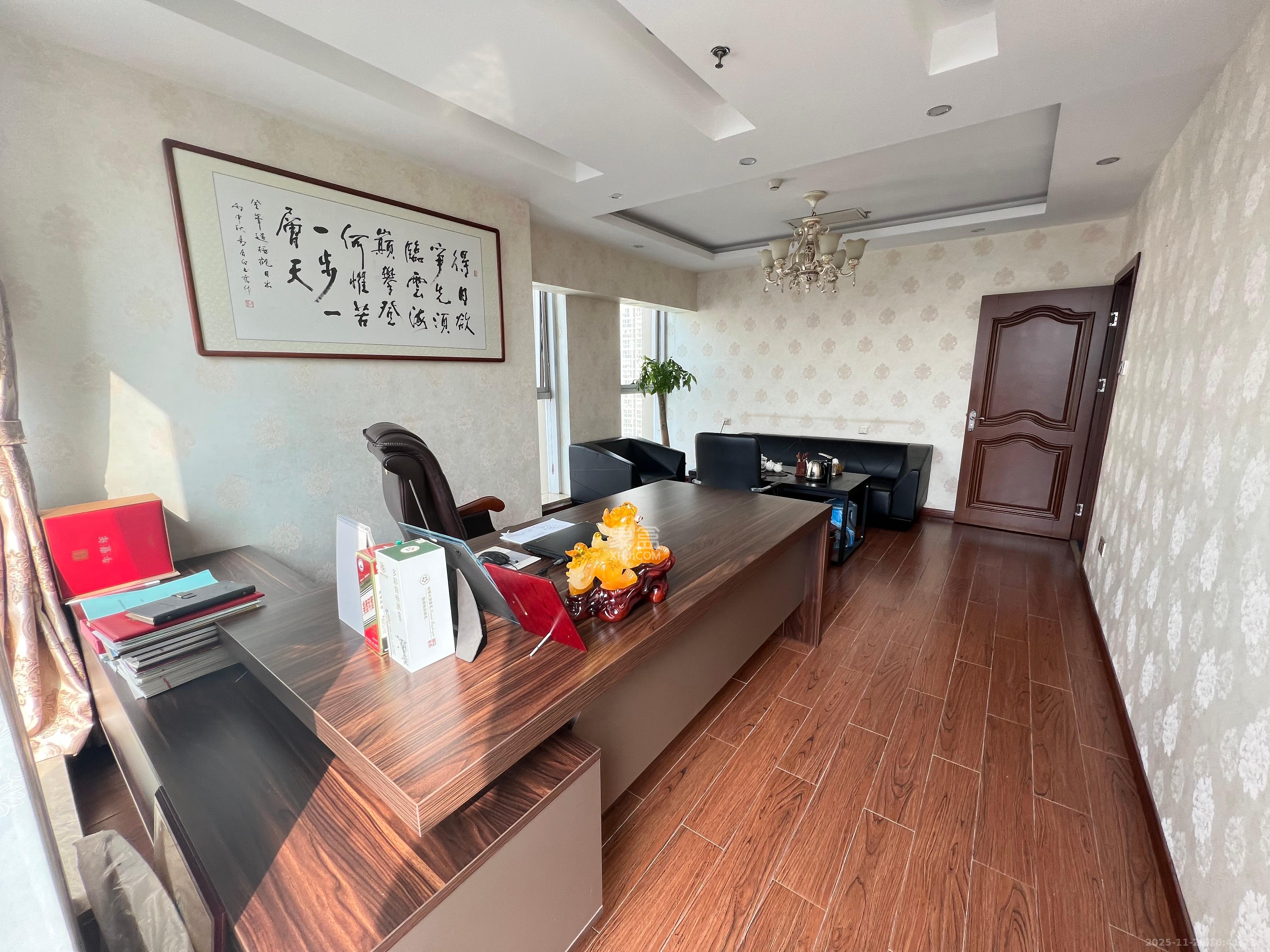 铭诚摩根  3室2厅0卫    8200.0元/月室内图