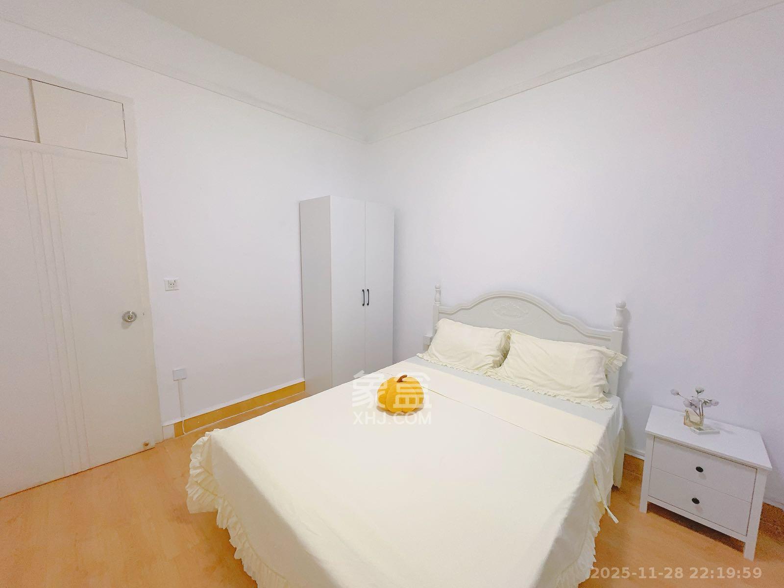 湘农桥社区 1室2厅1卫 2900.0元/月 湘农桥社区 1室2厅1卫 2900.0元/月室内图