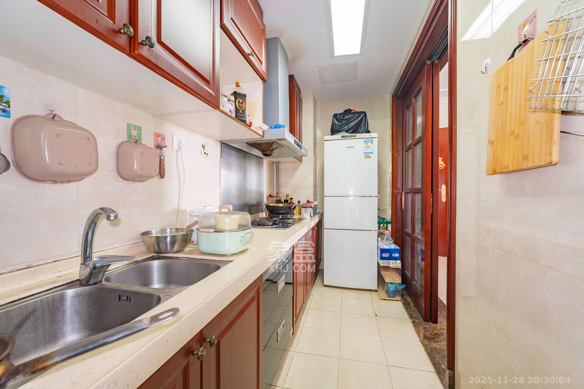 恒大雅苑  2室2厅1卫    70.0万厨房