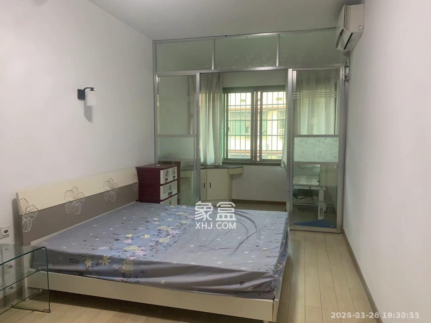 青青家园 3室2厅2卫 1800.0元/月 青青家园 3室2厅2卫 1800.0元/月室内图