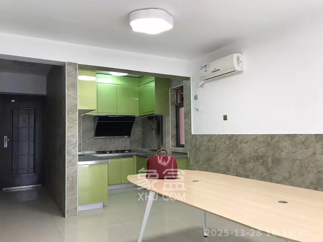 滨江君悦香邸 2室2厅1卫 2500.0元/月 滨江君悦香邸 2室2厅1卫 2500.0元/月室内图