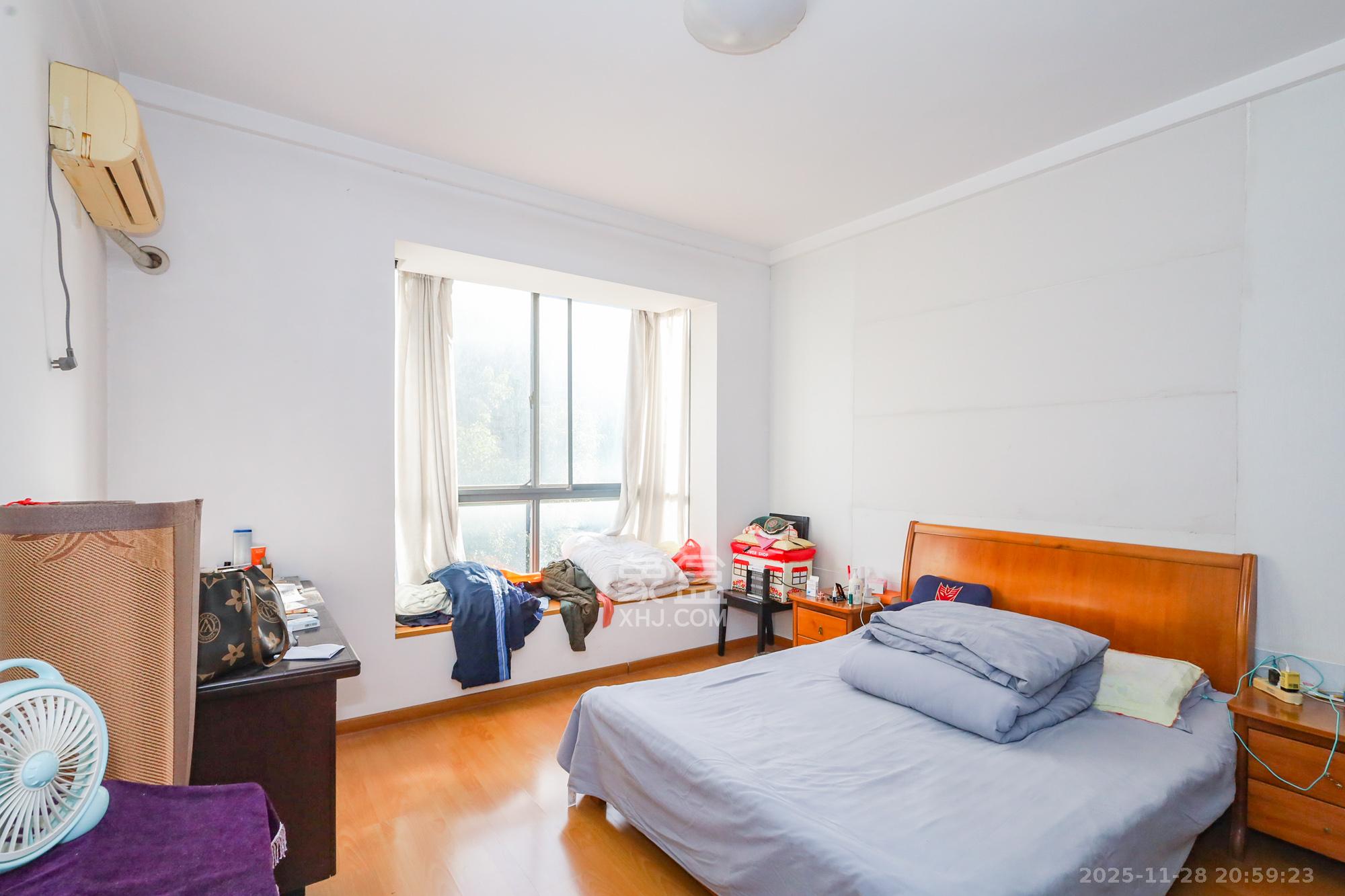 枫林绿洲 3室2厅2卫 108.0万 枫林绿洲 3室2厅2卫 108.0万卧室