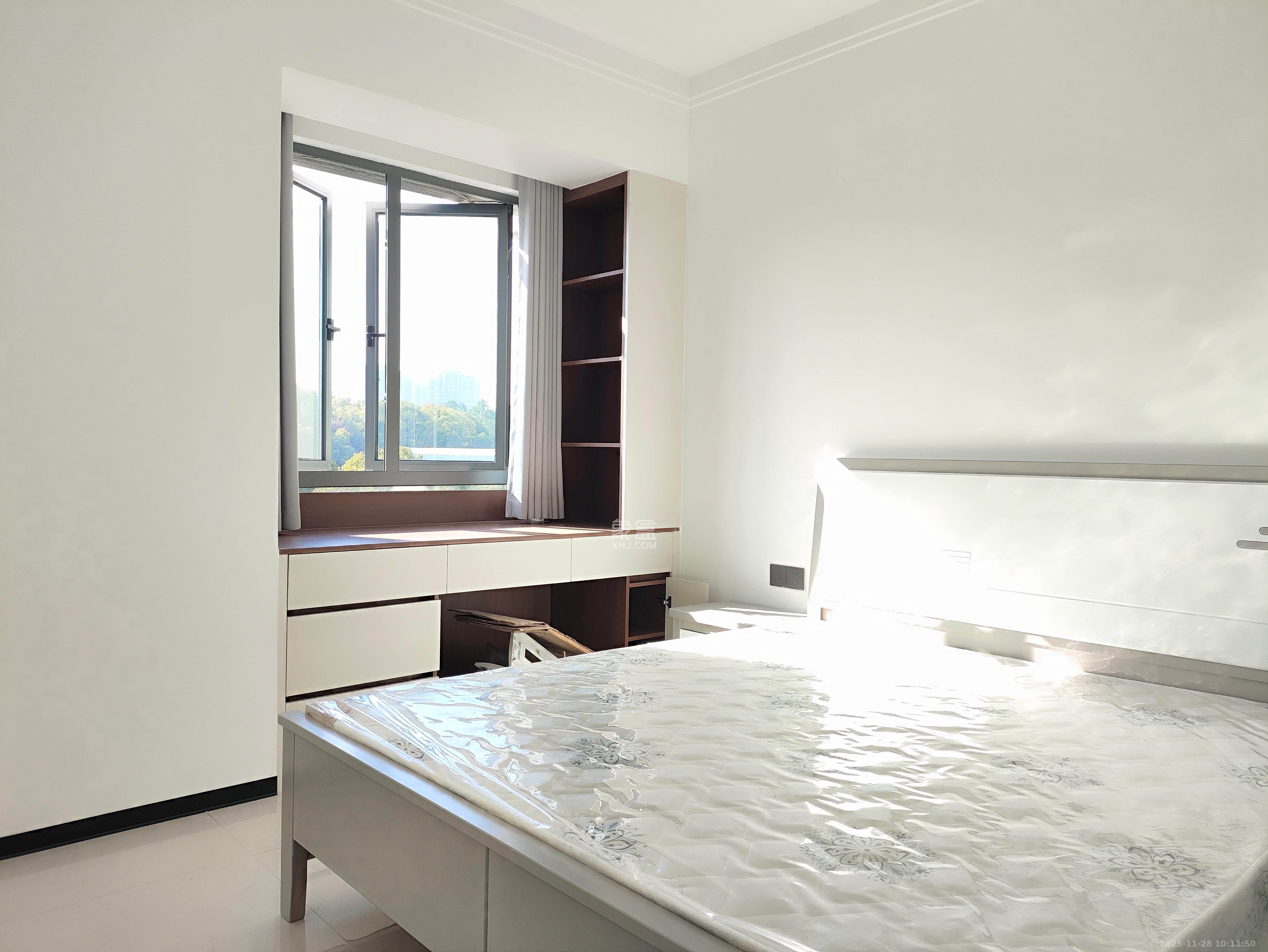 湖湘时代名邸公园壹号  2室2厅1卫    2700.0元/月室内图