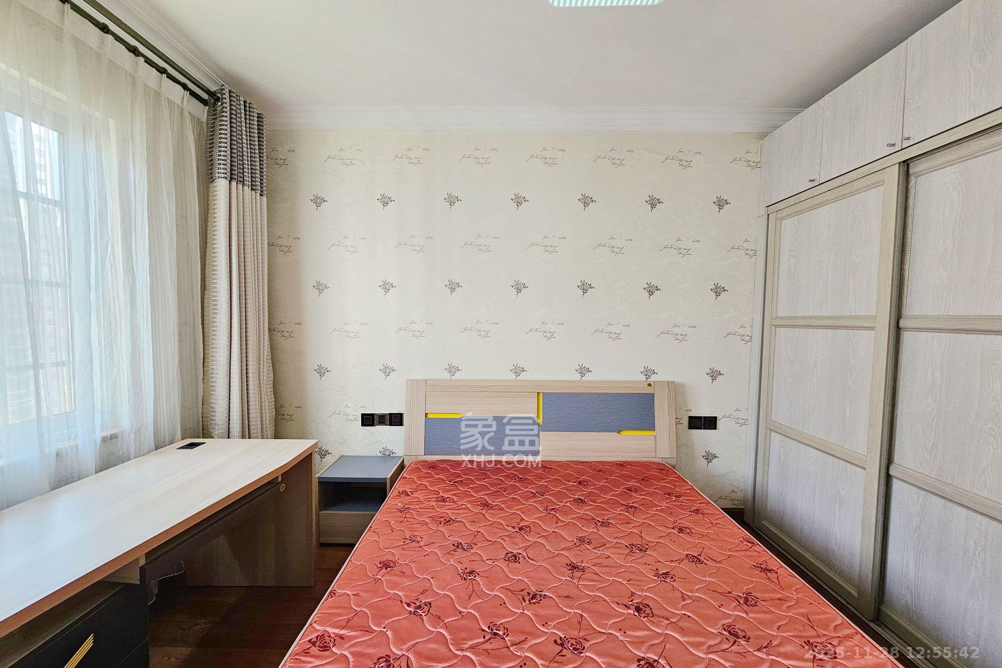 嘉宇盛世华章  3室2厅2卫    3700.0元/月室内图