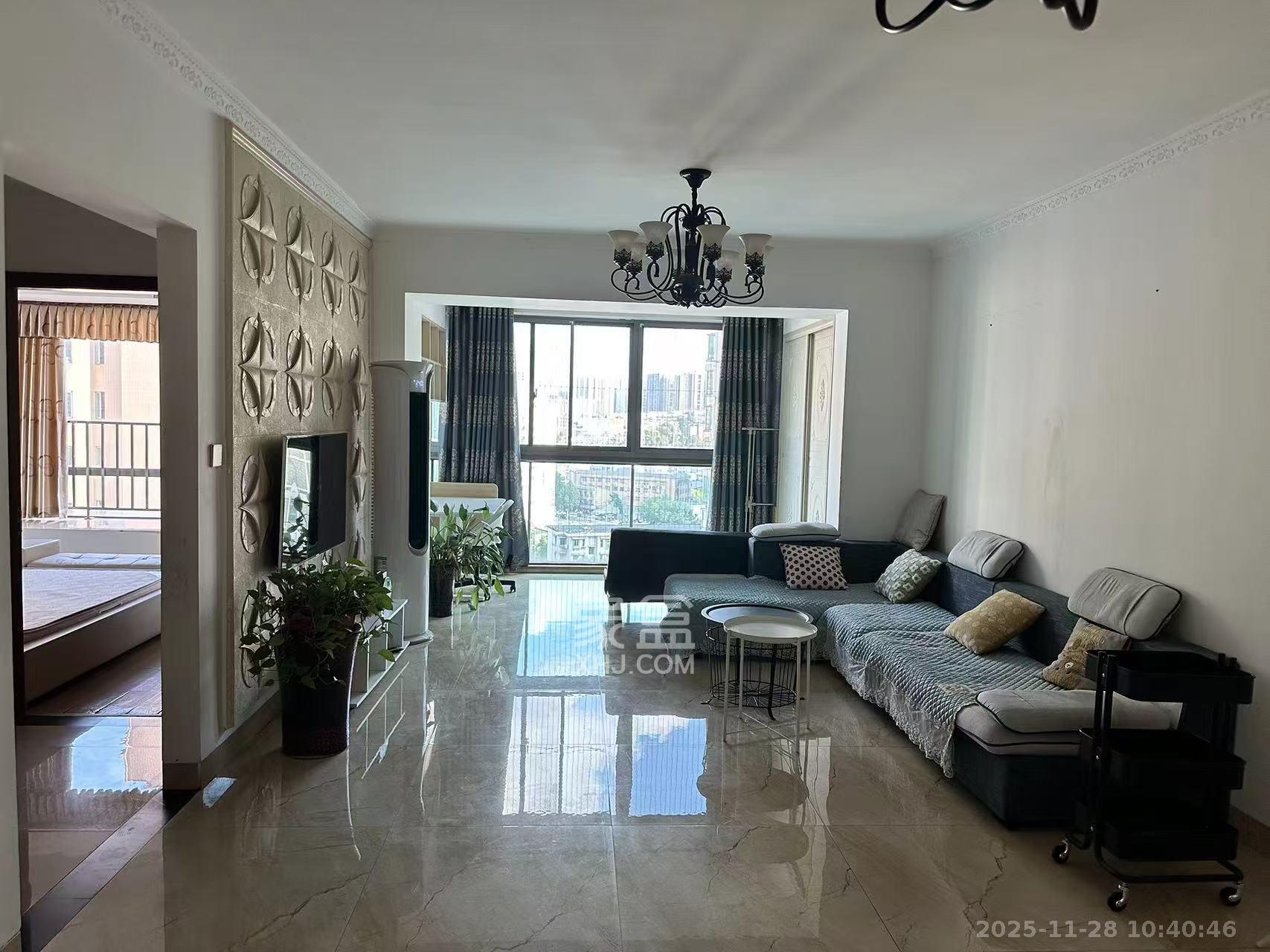 新城新世界一二三期 2室2厅1卫 2200.0元/月 新城新世界一二三期 2室2厅1卫 2200.0元/月室内图